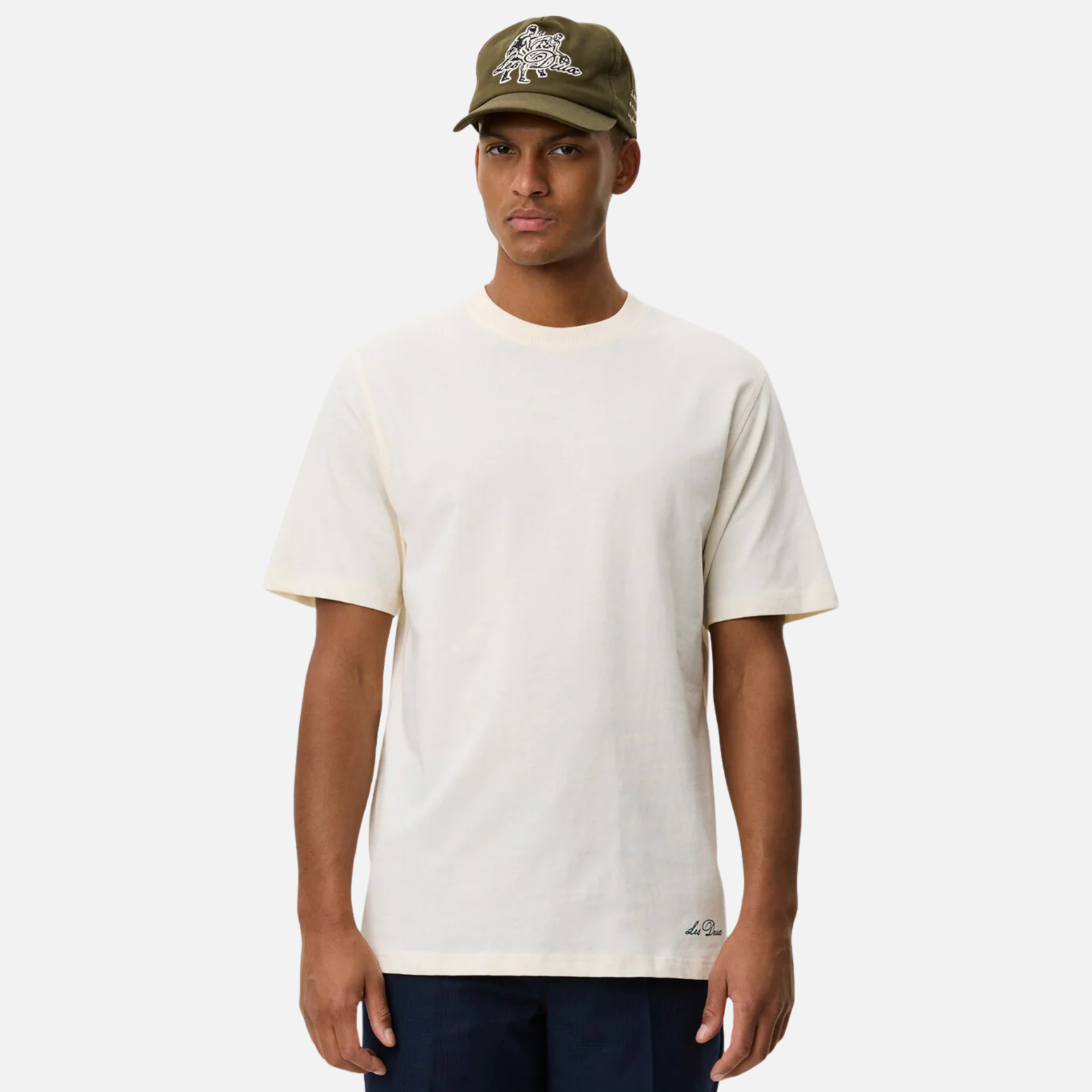 Les Deux Eggnog White Ben Artist T-Shirt