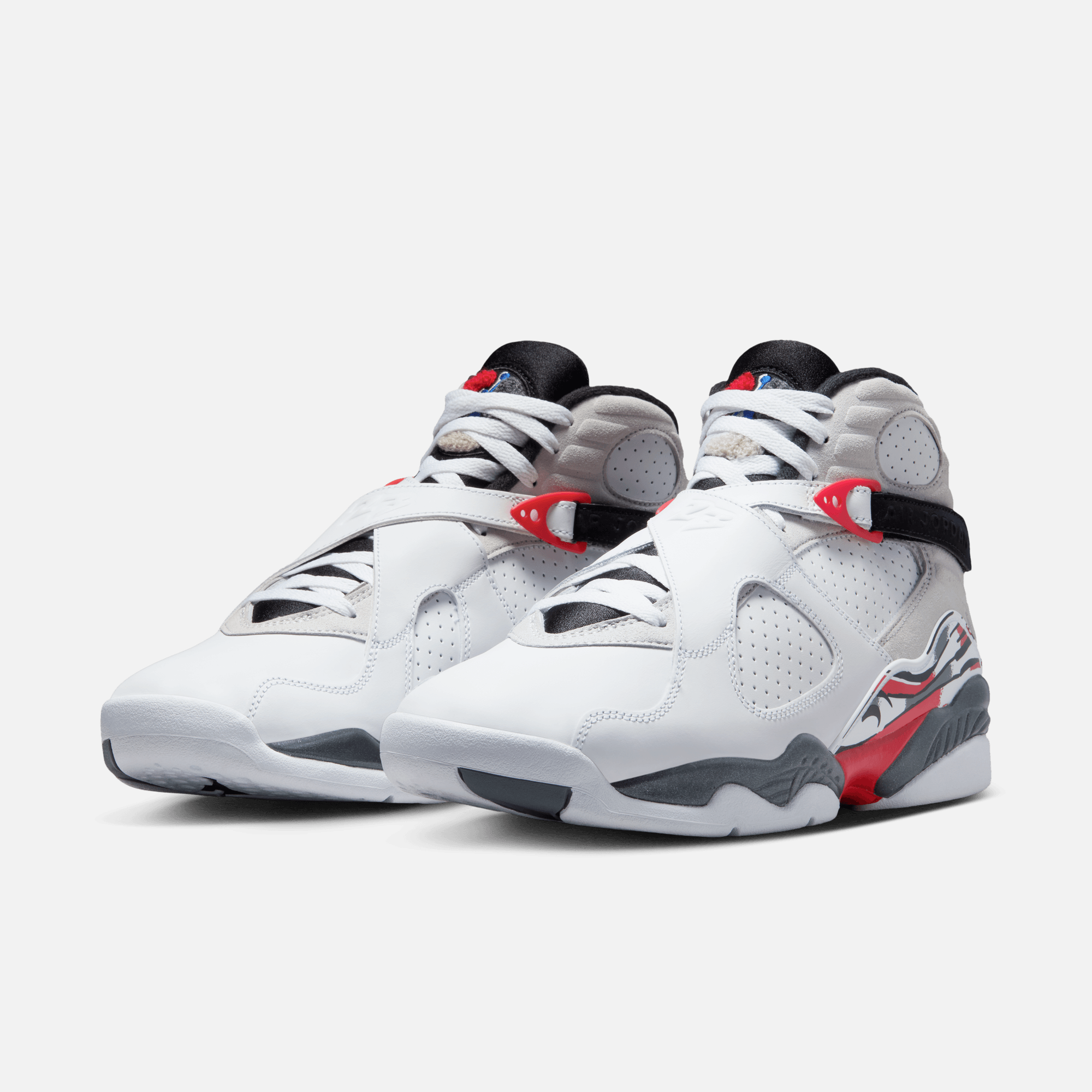 Air Jordan 8 Retro Bugs Bunny