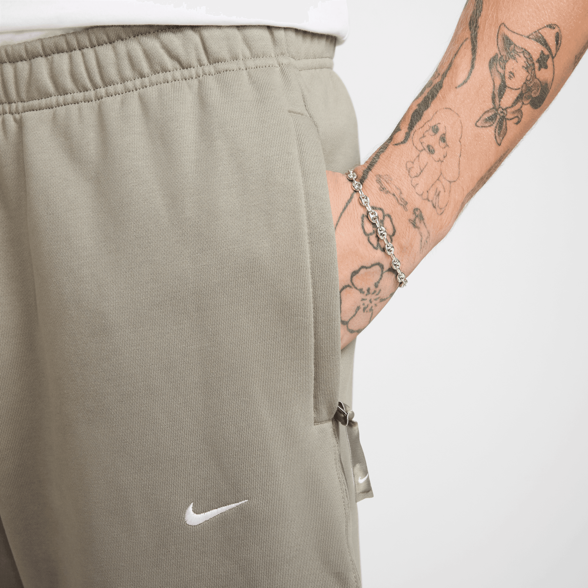 Nike Solo Swoosh Light Army Open-Hem Fleece Pants