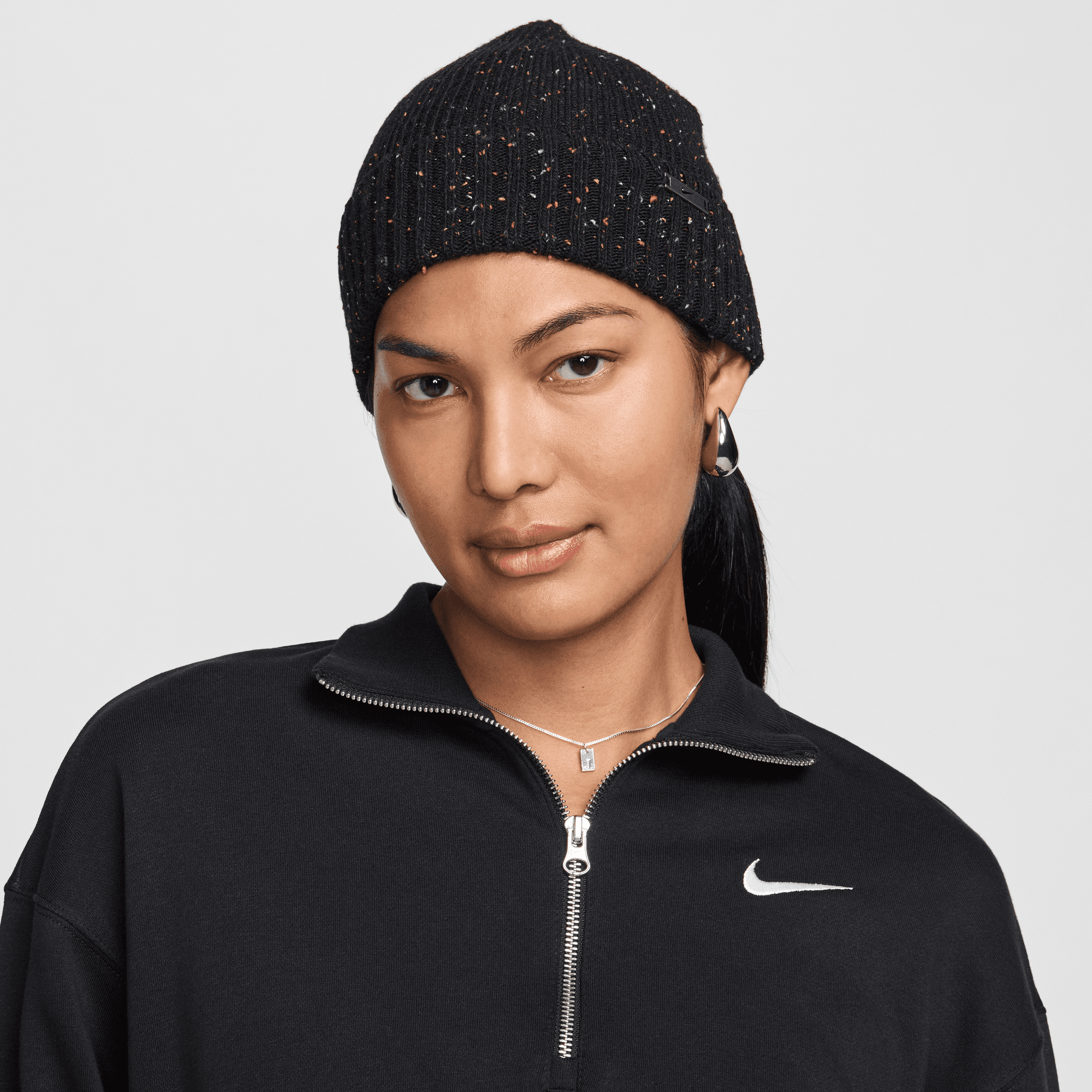 Nike Terra Life Black Short Cuff Beanie – Puffer Reds Nike Terra Life Black Short Cuff Beanie – Puffer Reds