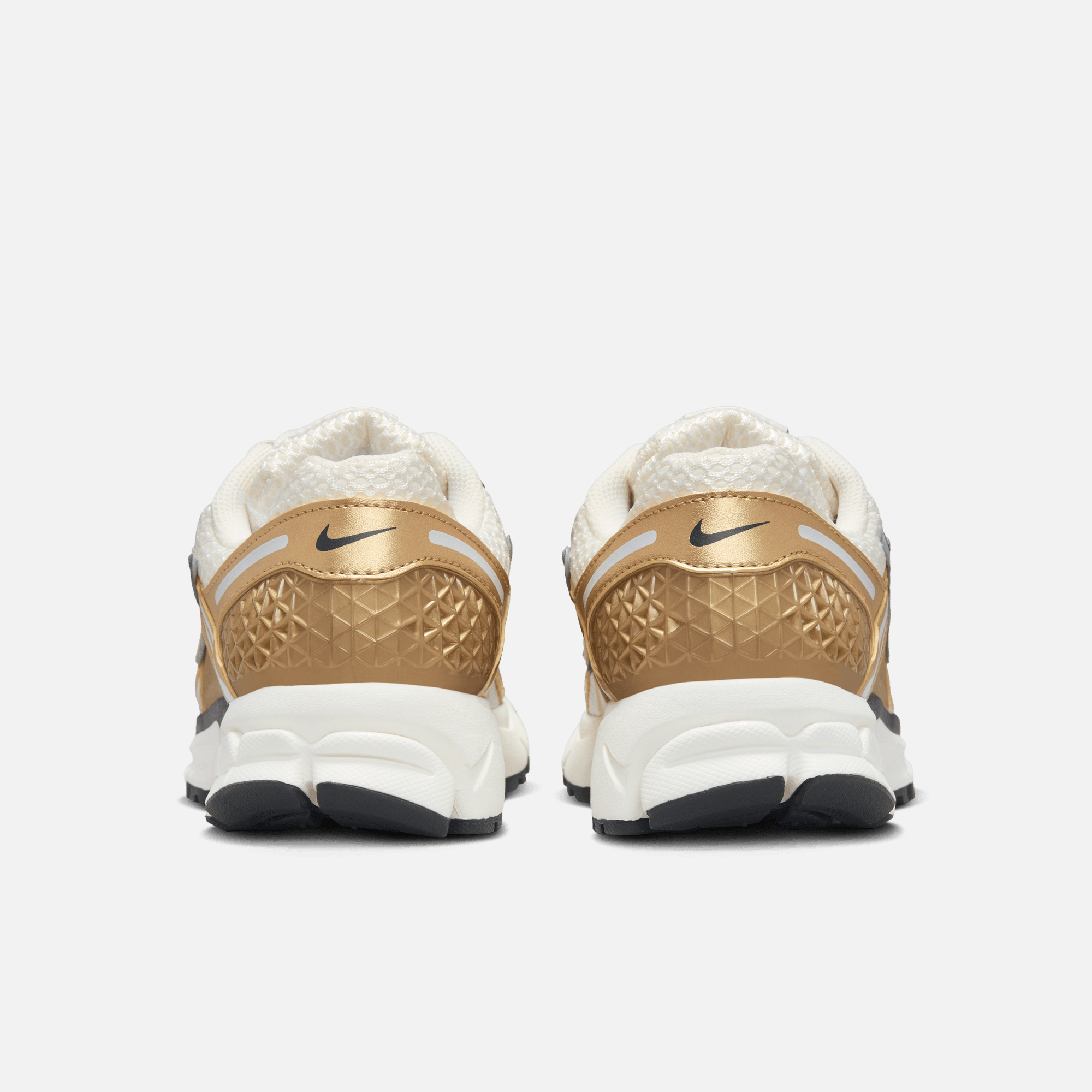 Nike Women's Zoom Vomero 5 Metallic Gold