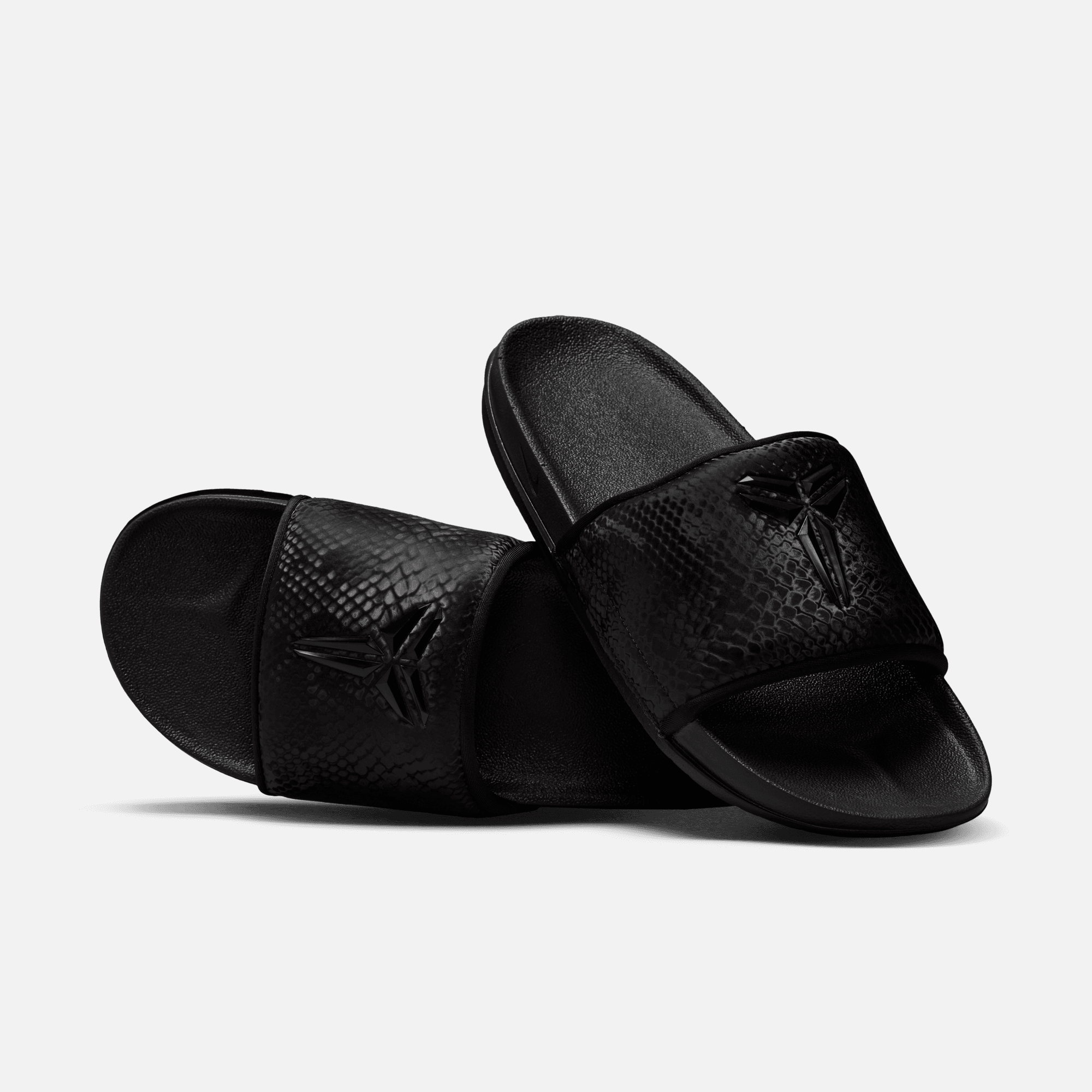 Nike Kobe Offcourt Triple Black Slides