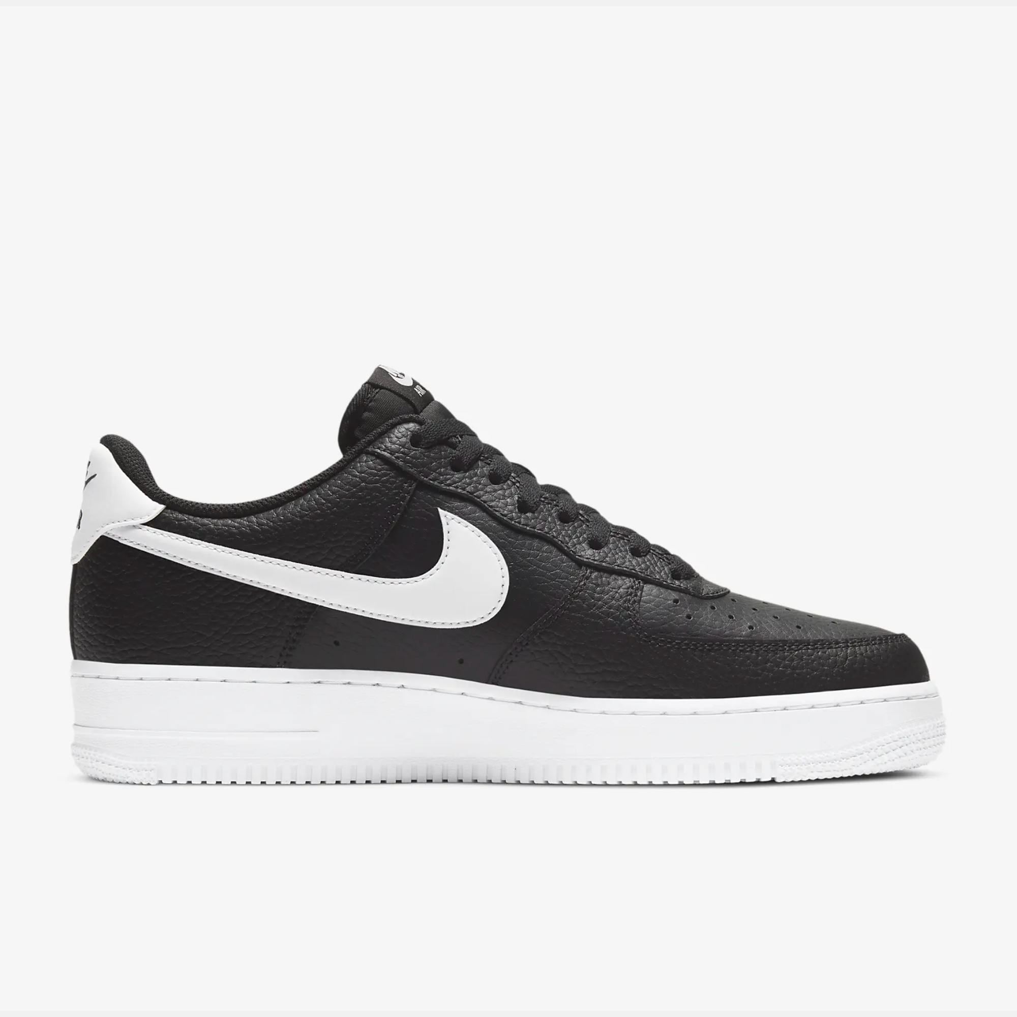 Nike Air Force 1 07 Black White 9.5