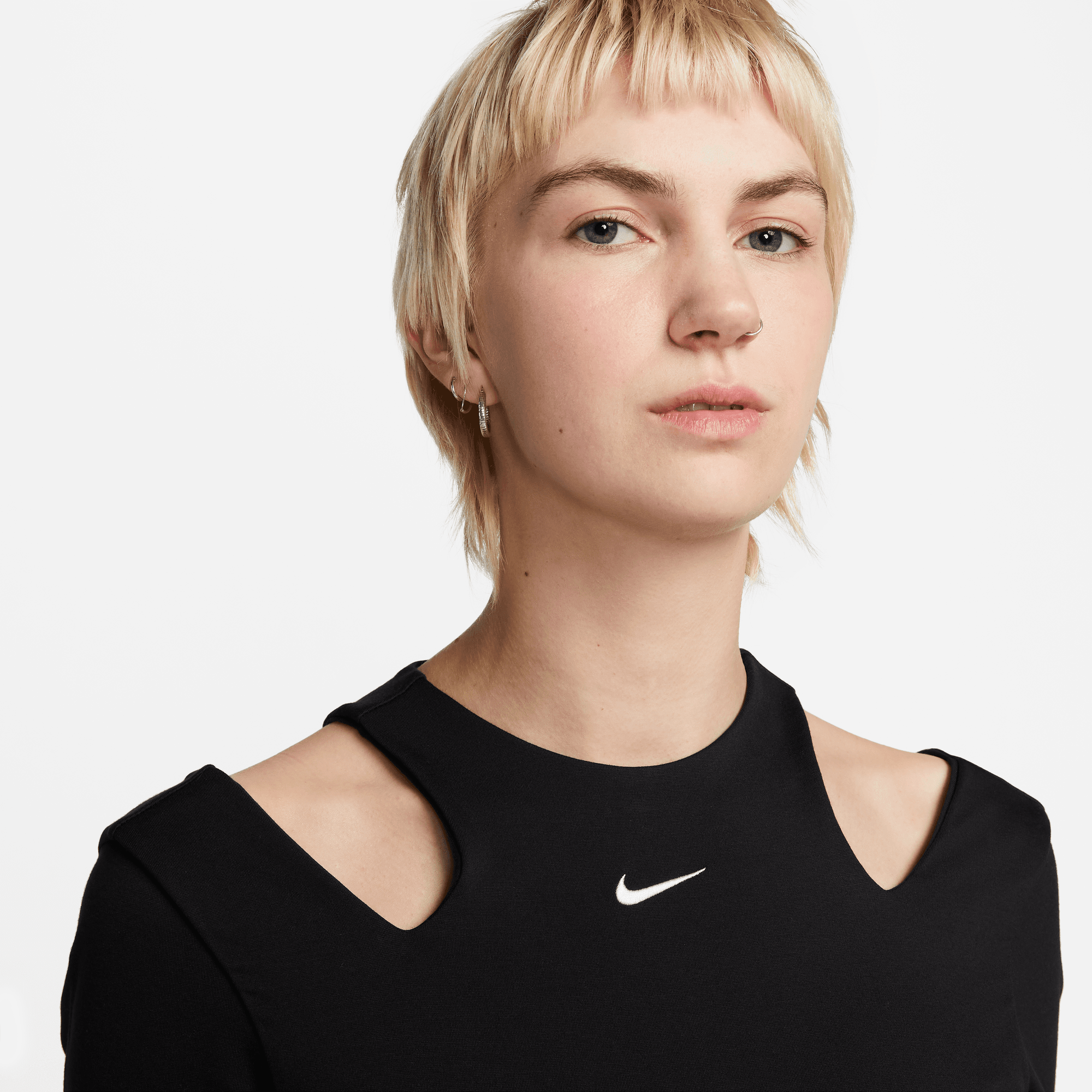 Nike Sportswear Essentials Women's Black Short Sleeve Cut-Out Top