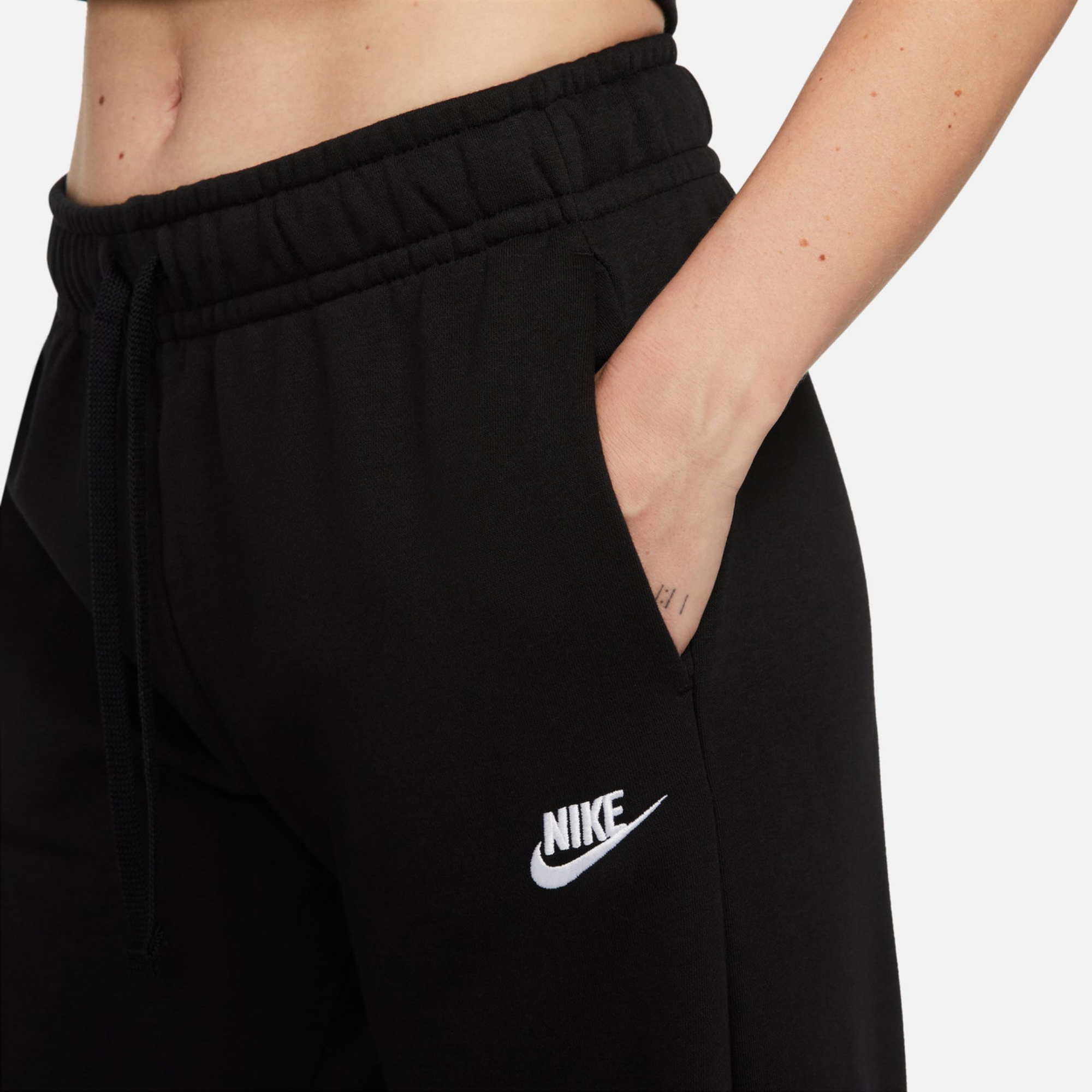 Nike Women's Sportswear Club Fleece Wide-Leg Black Pant