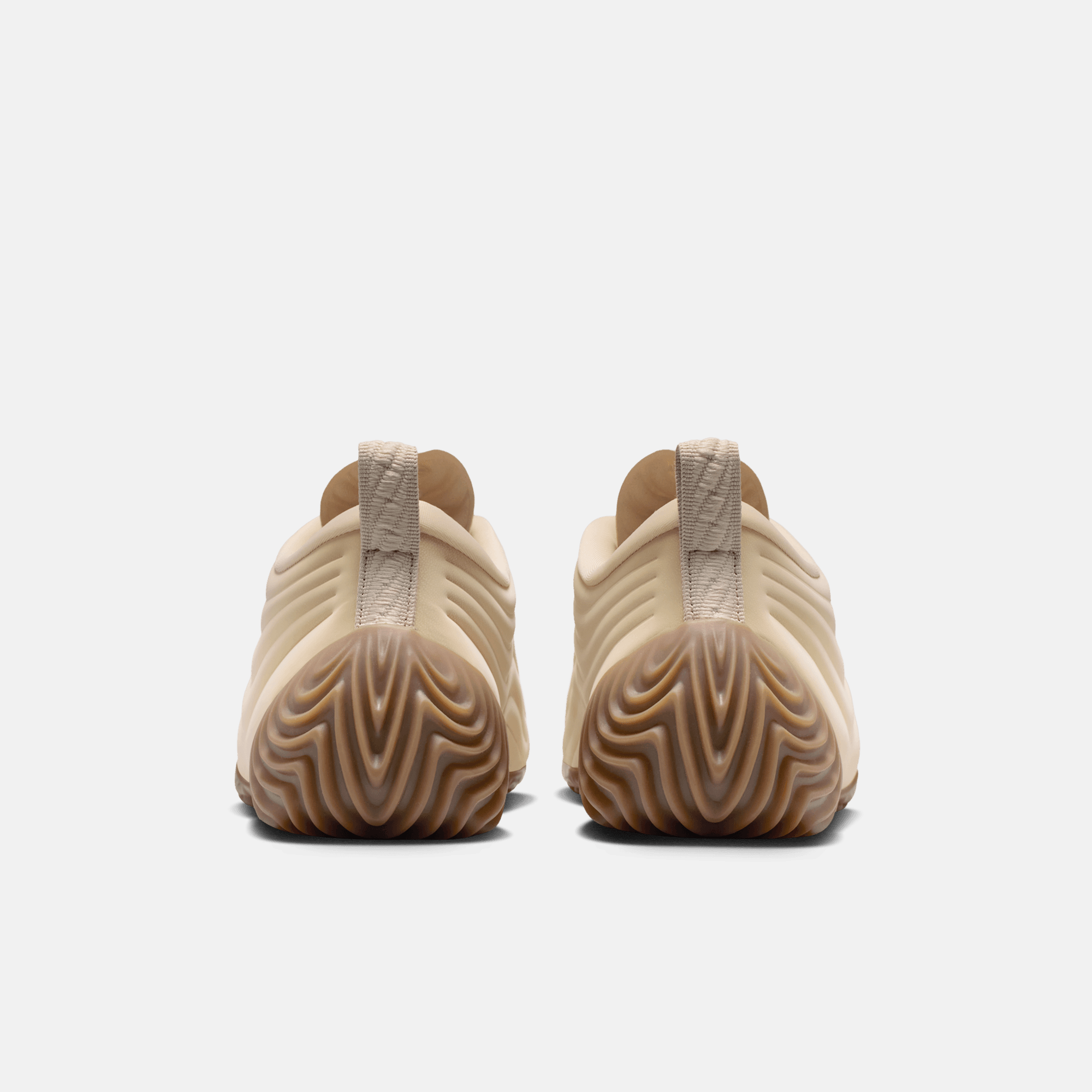 Nike Women's Astra Ultra Rattan Metallic Silver