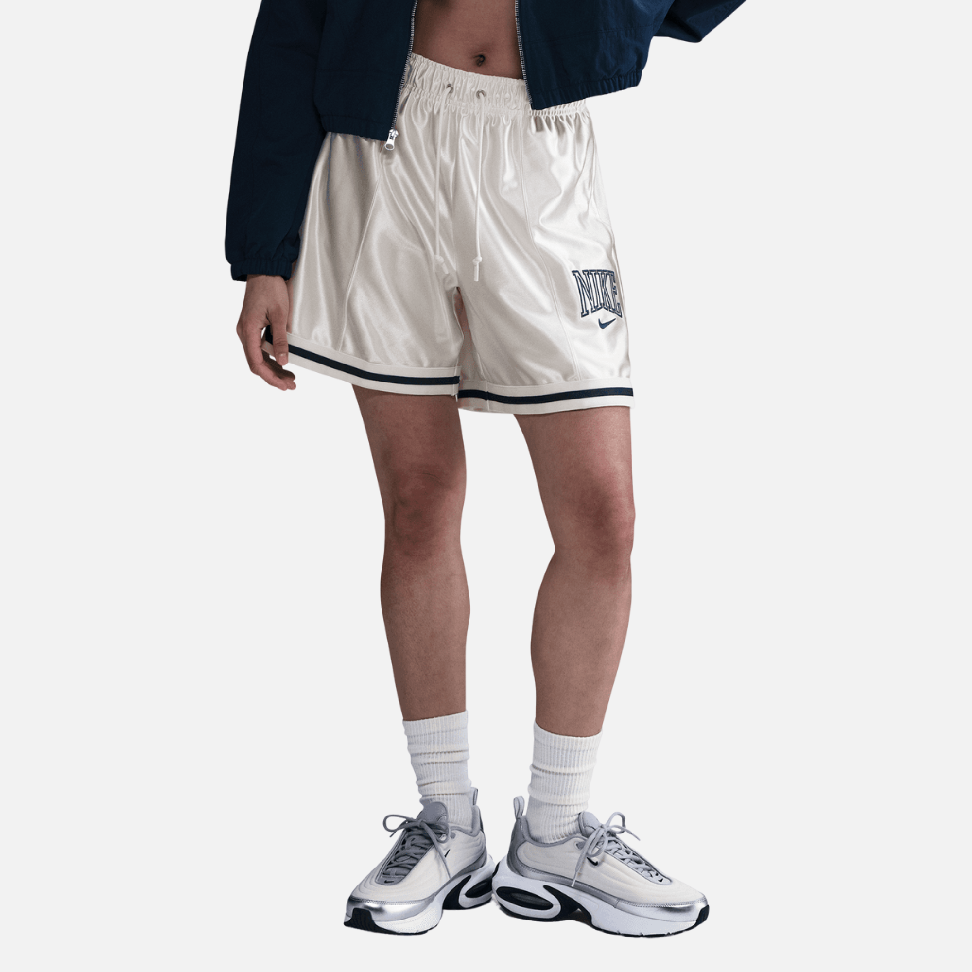 Nike Women's Sportswear Sail Loose Mid-Rise Graphic Shorts