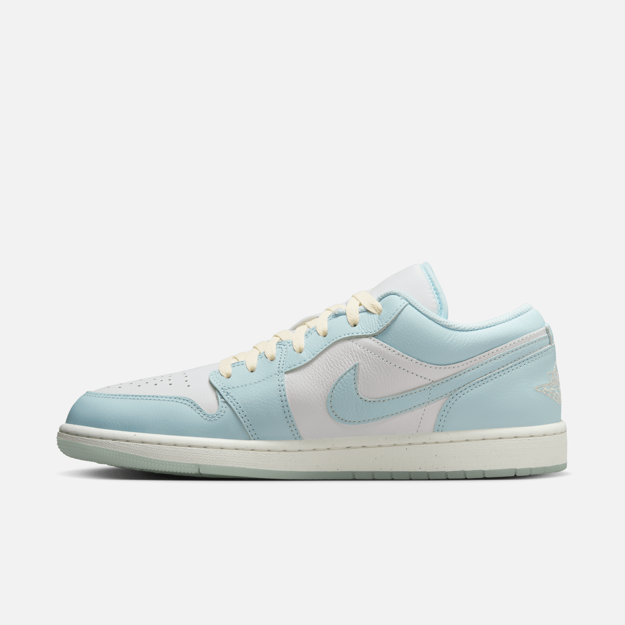 Air Jordan 1 Low SE Glacier Blue Summit White