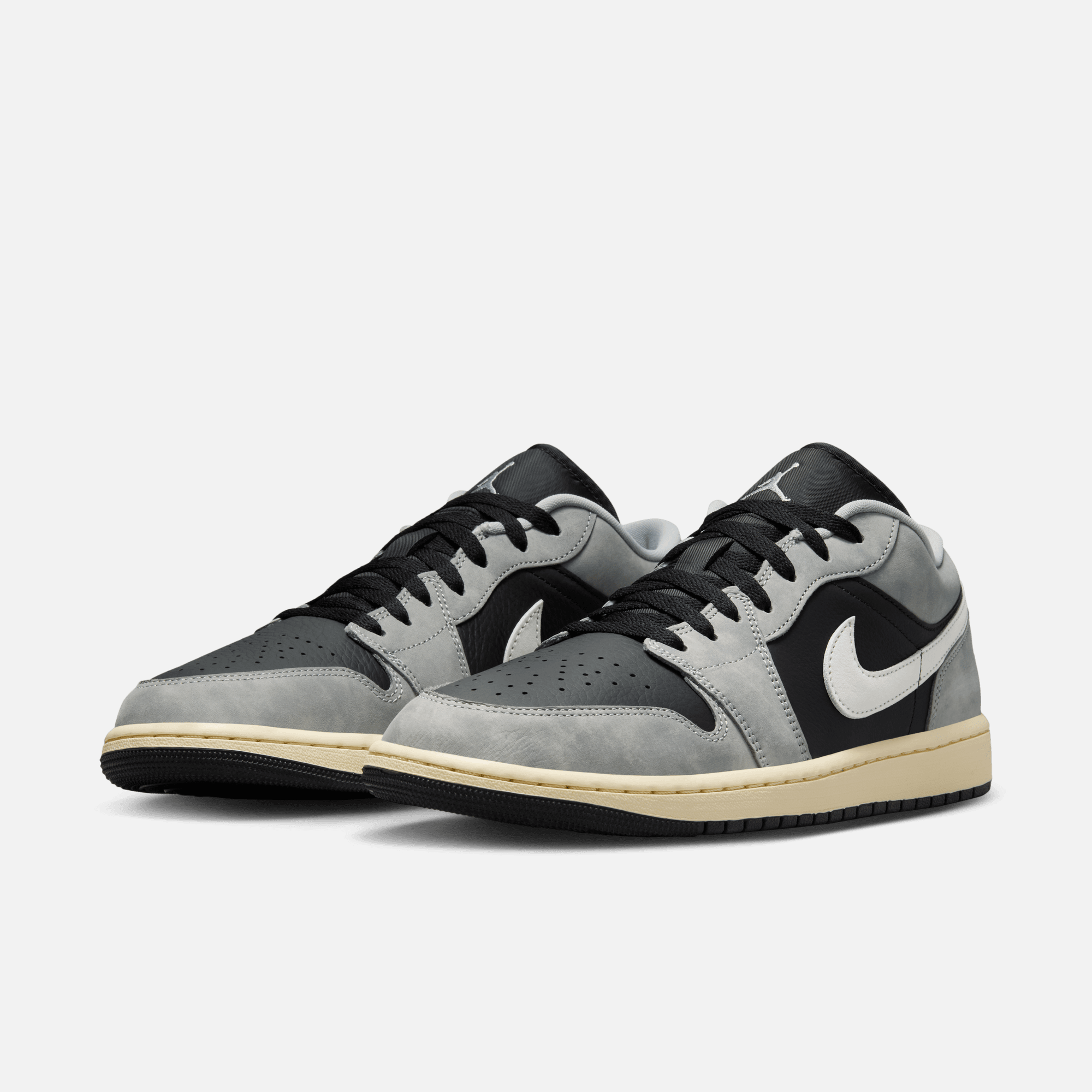 Air Jordan 1 Low Light Smoke Grey