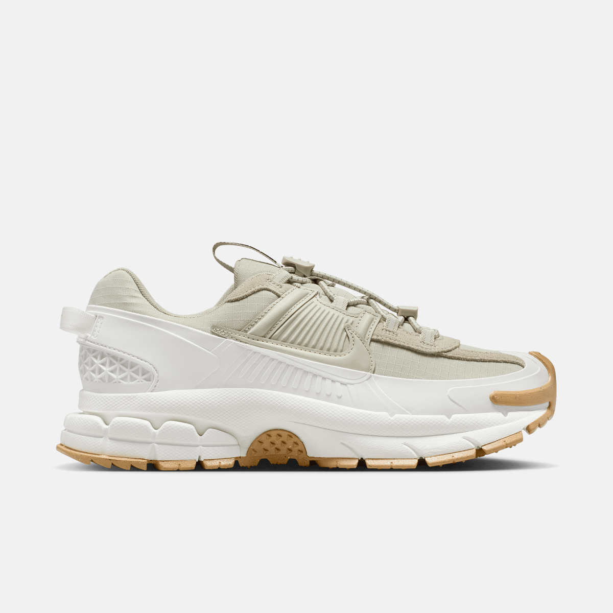Nike Women's Zoom Vomero Roam Sail Gum