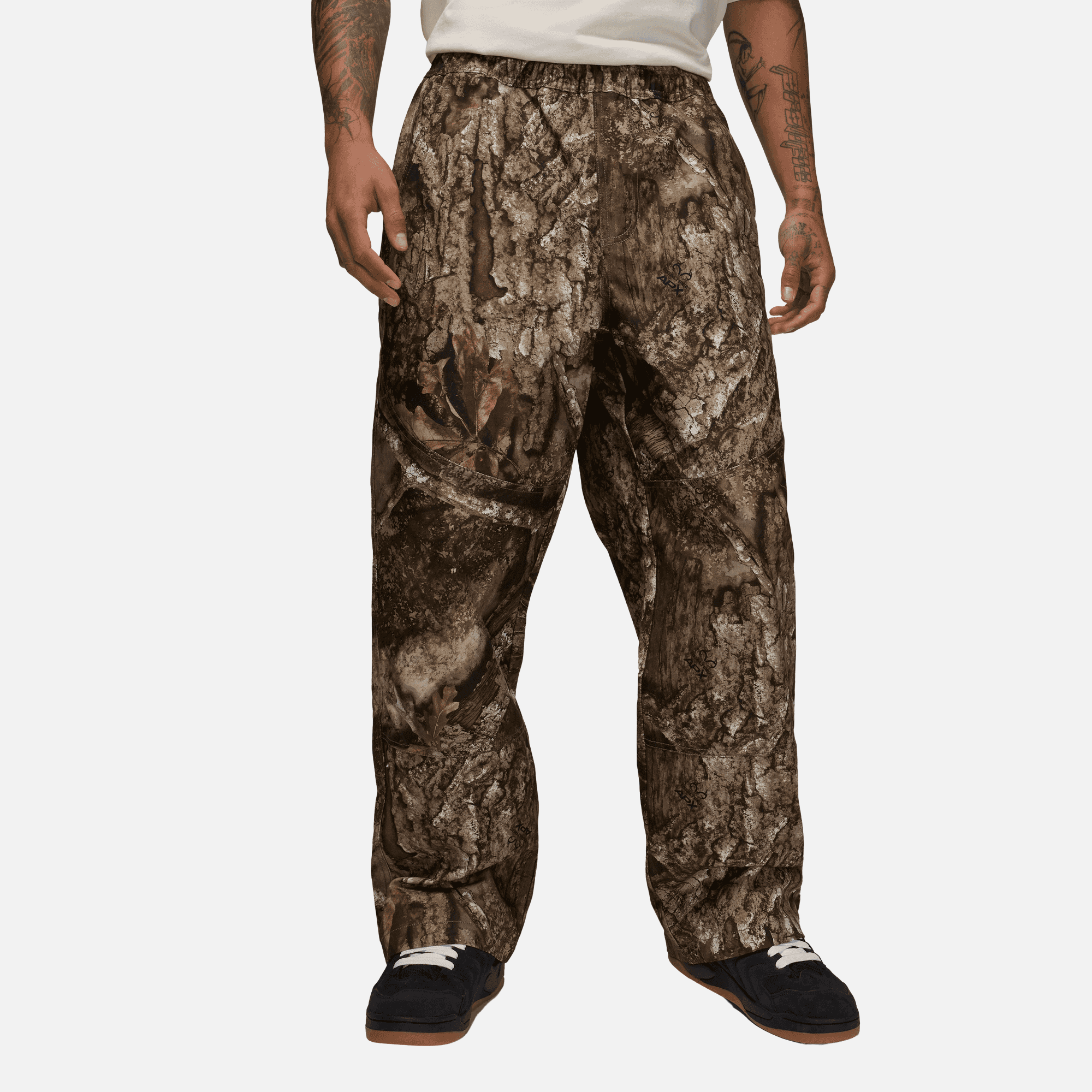 Air Jordan Brooklyn Woven Realtree Pants – Puffer Reds