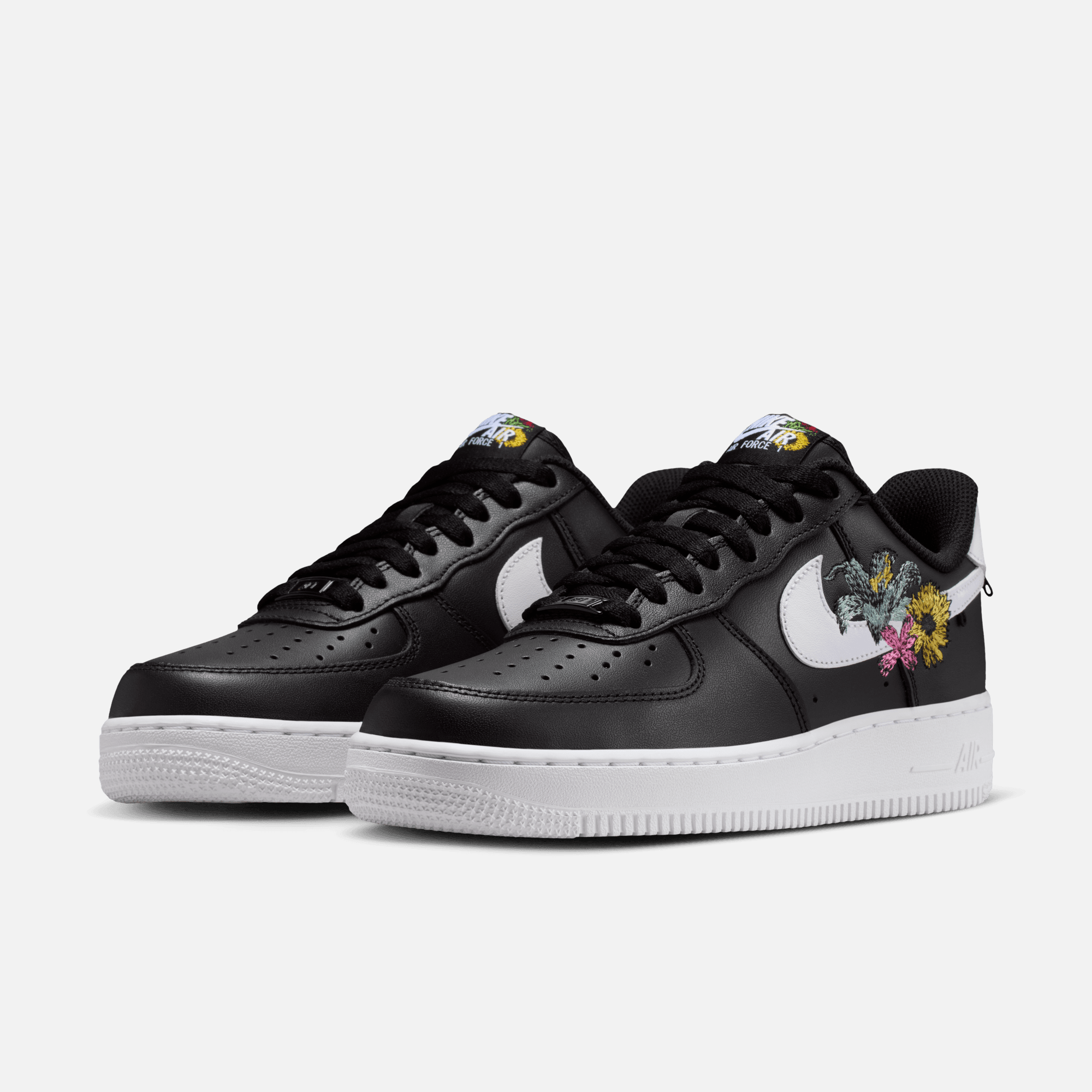 Nike Women's Air Force 1 Low Now Accepting All Flowers
