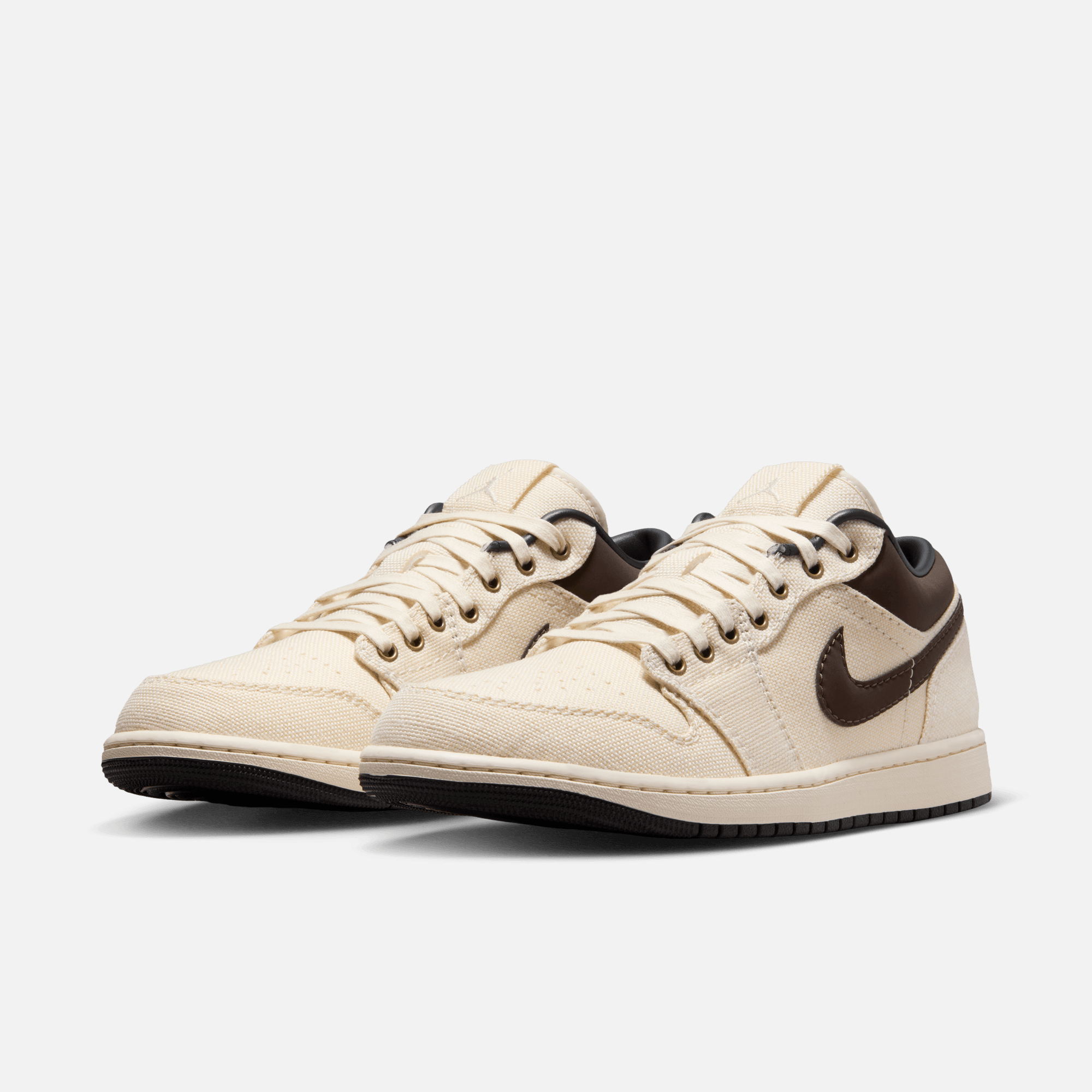 Air Jordan 1 Low Pale Ivory Off Noir Baroque Brown