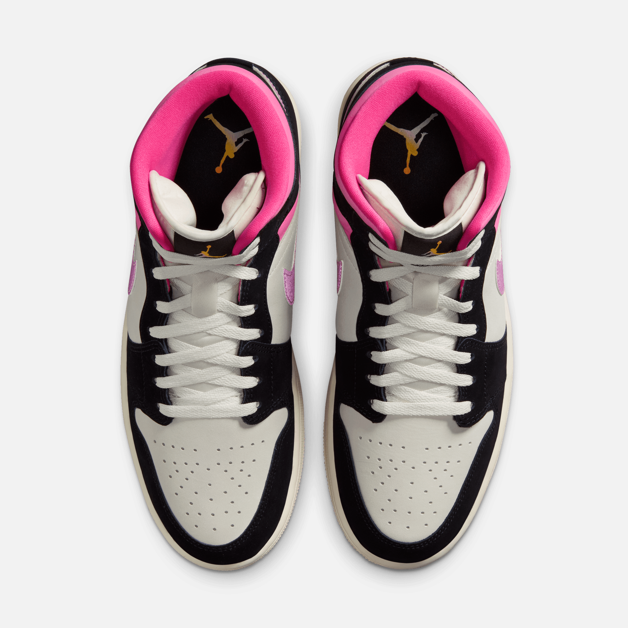 Air Jordan 1 Mid SE World Tour