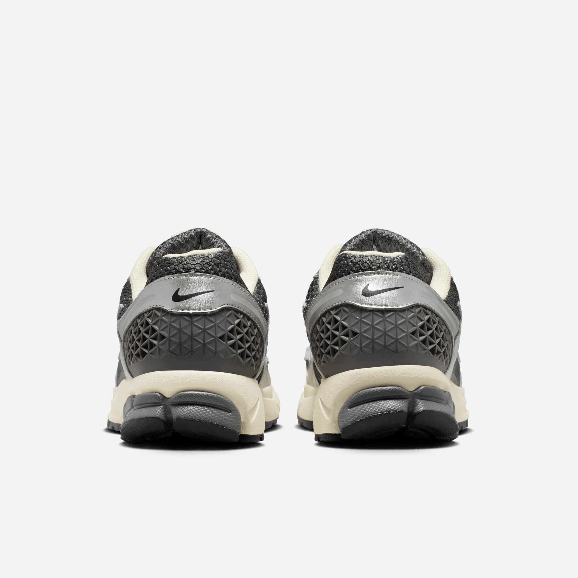 Nike Zoom Vomero 5 Iron Grey Chrome