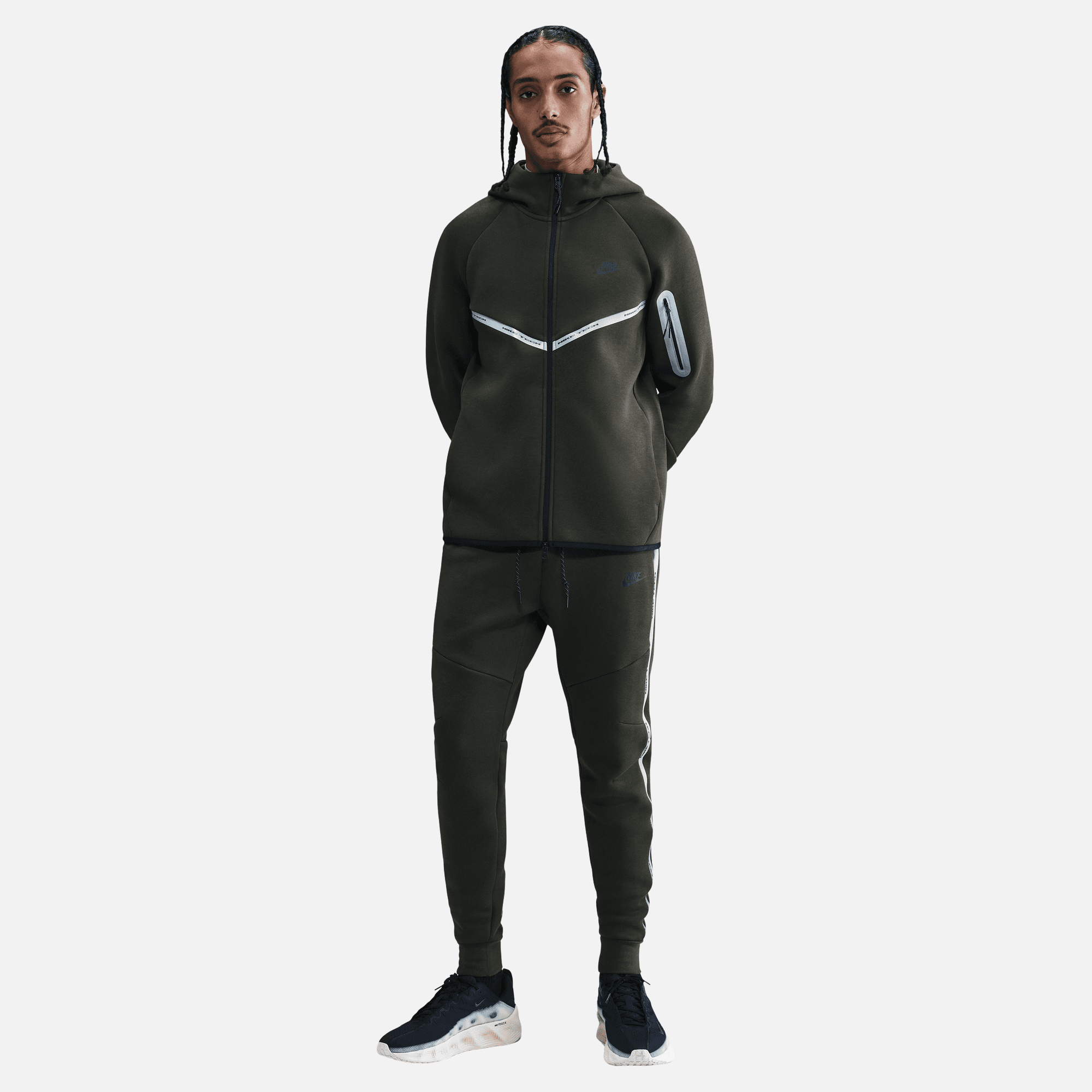Nike Tech Fleece Windrunner Reflective Sequoia Jacket