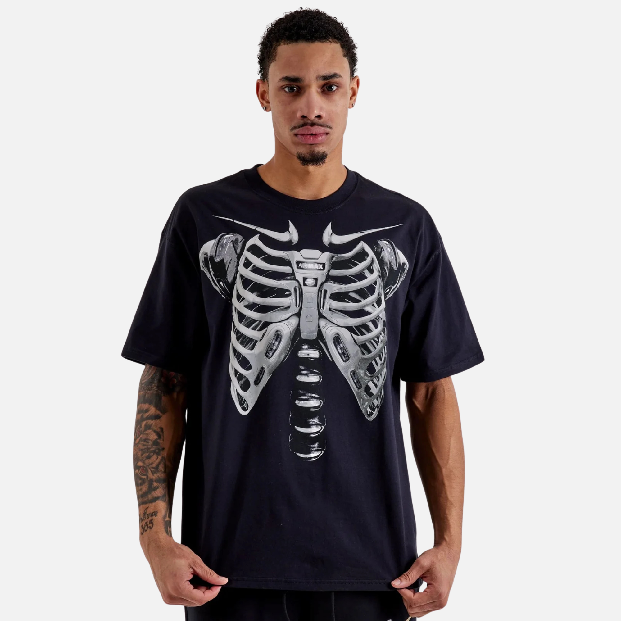 Nike Sportswear Max90 Black Grey T-Shirt – Puffer Reds