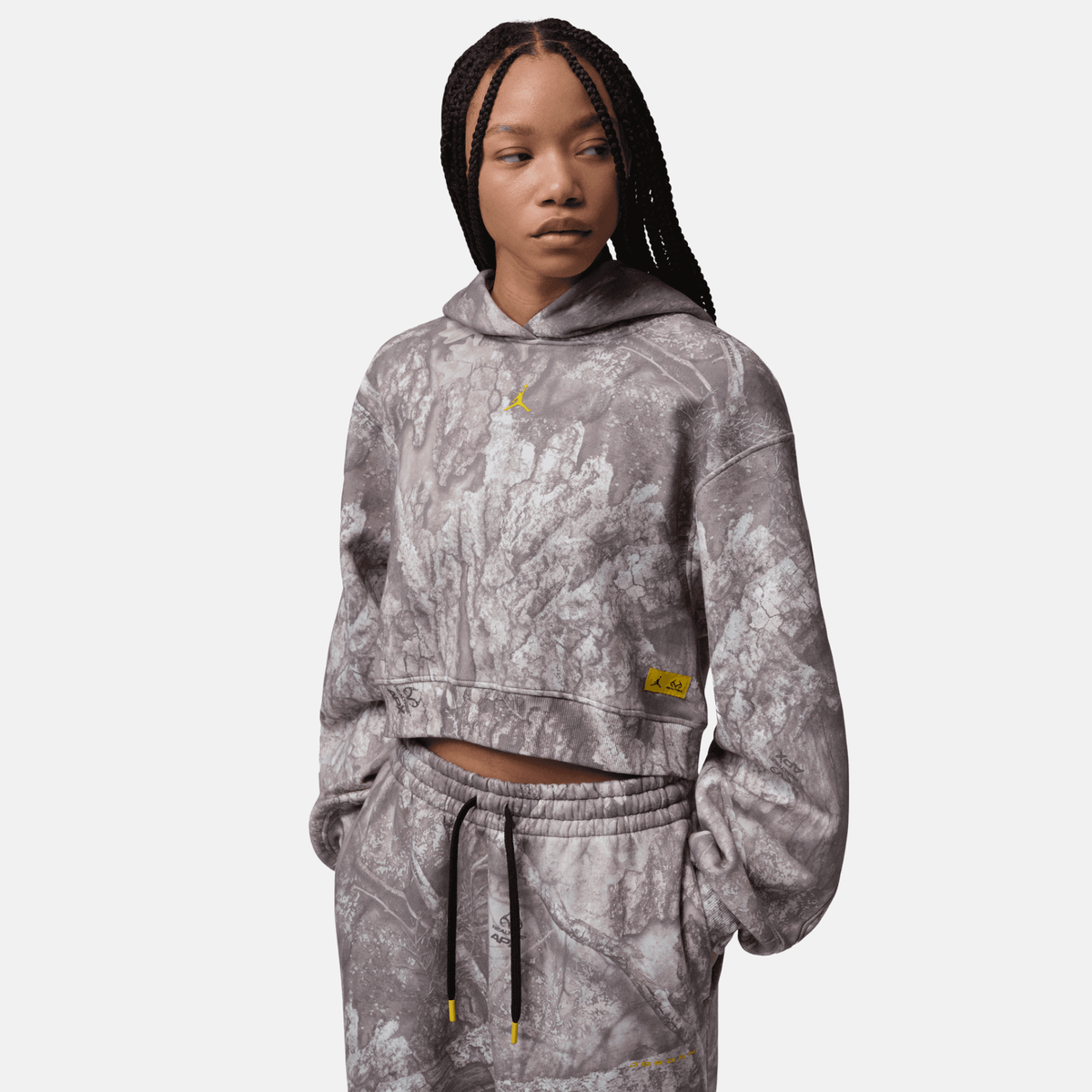 Air Jordan Women's Brooklyn Cropped Realtree Pullover Hoodie
