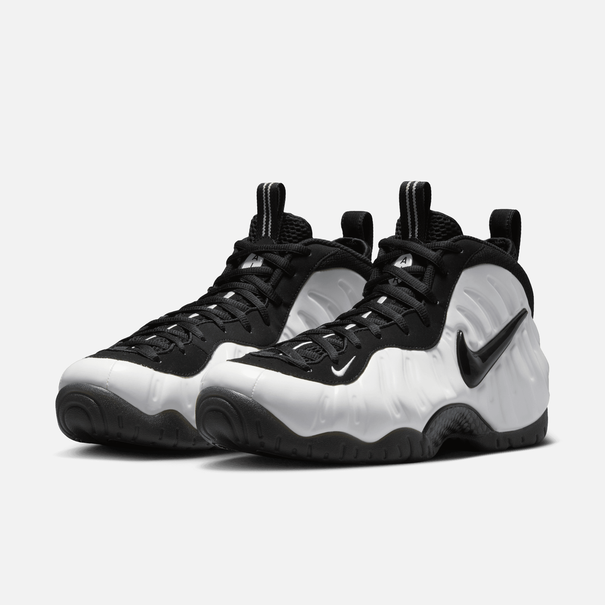 Nike Air Foamposite Pro 'Glow In The Dark'