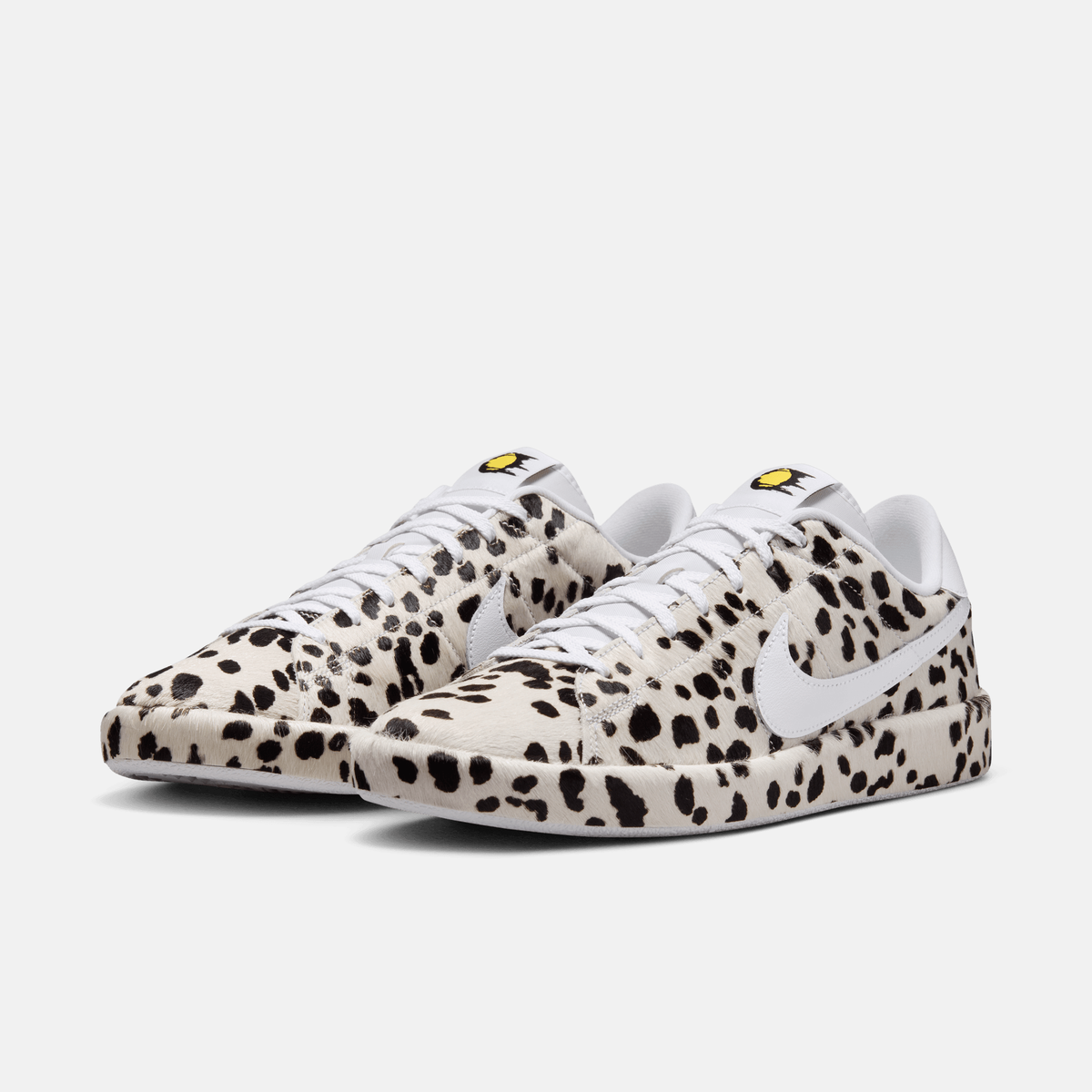 Nike Tennis Classic Chew Dog