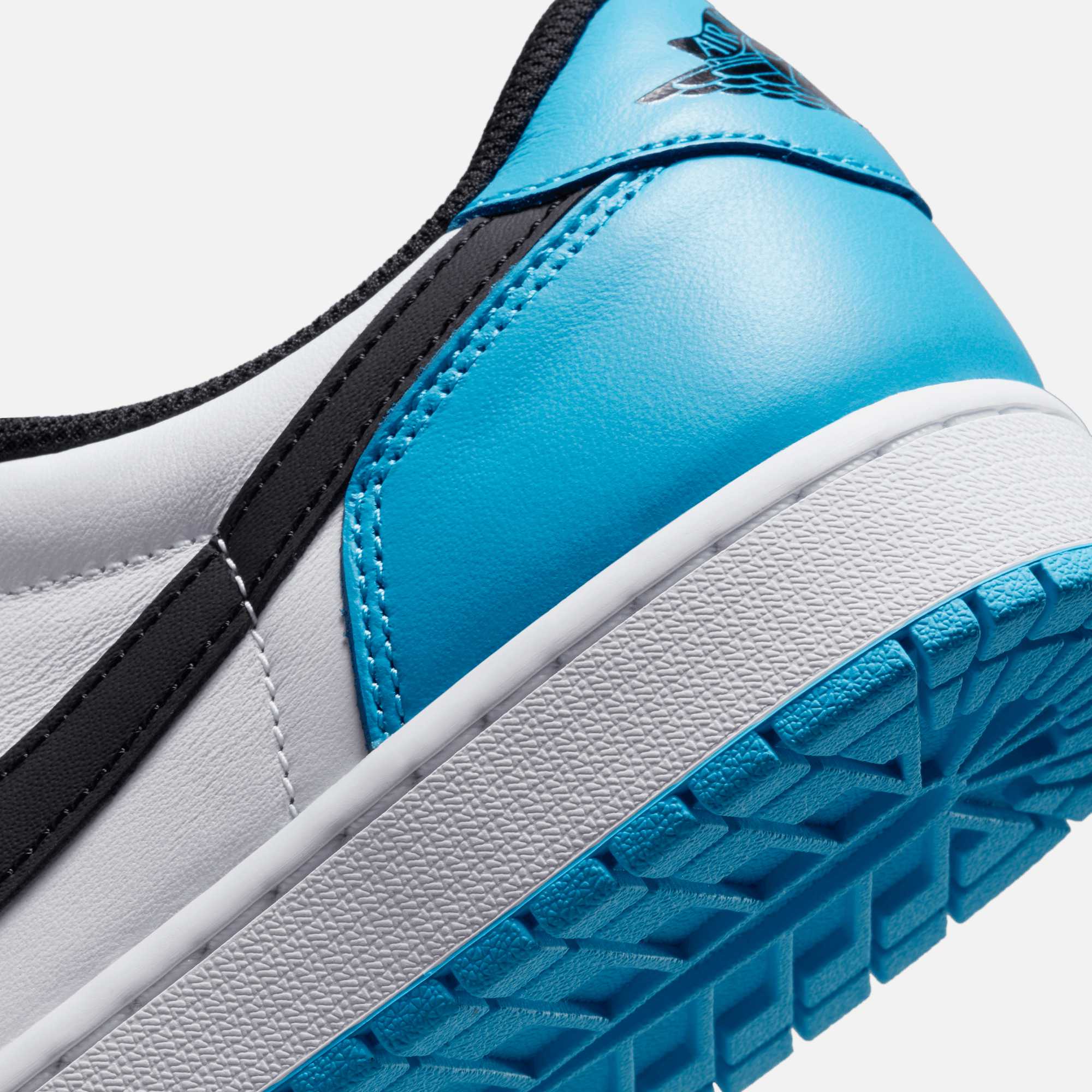 Air Jordan 1 Retro Low OG Black Powder Blue Air Jordan