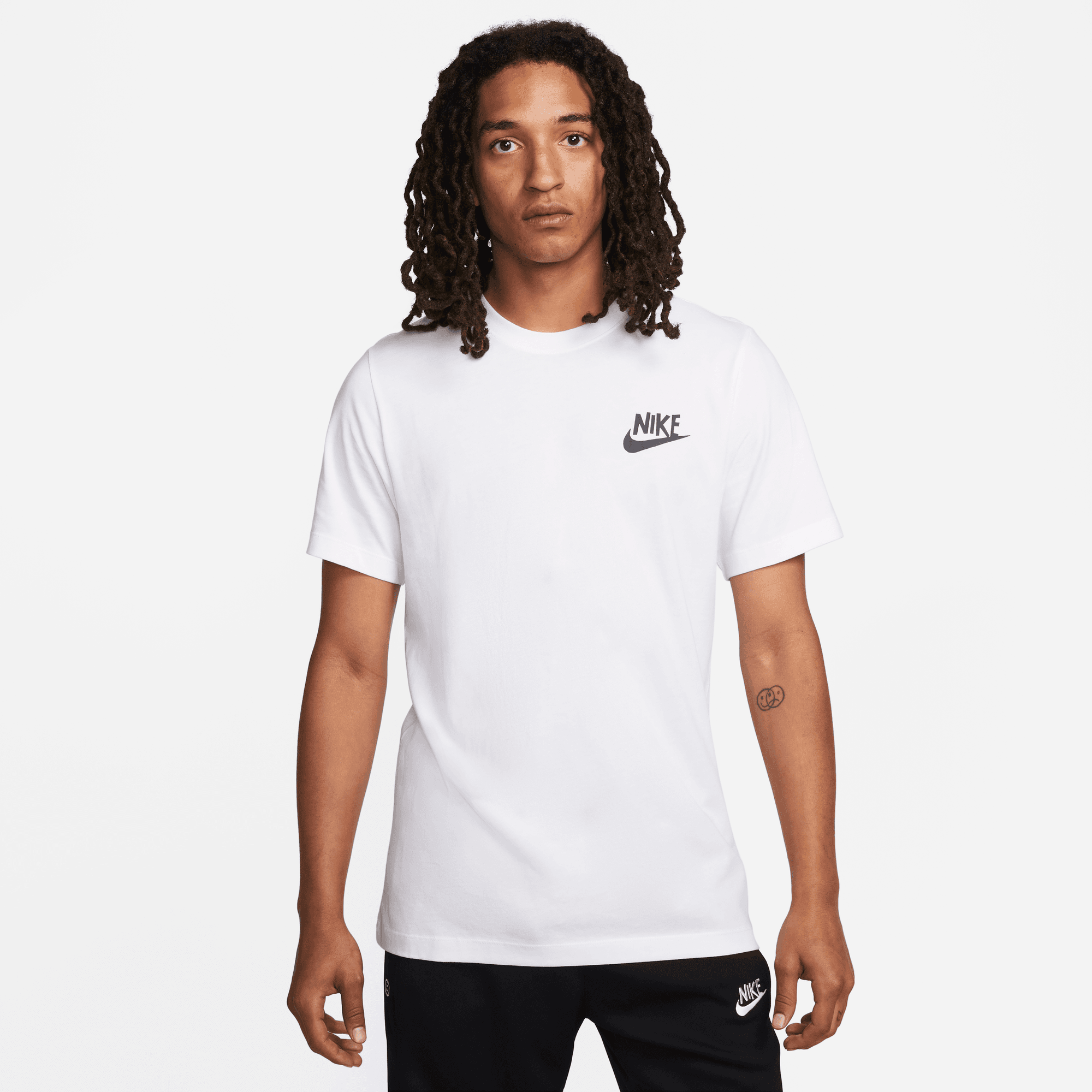 Nike statement store shirt