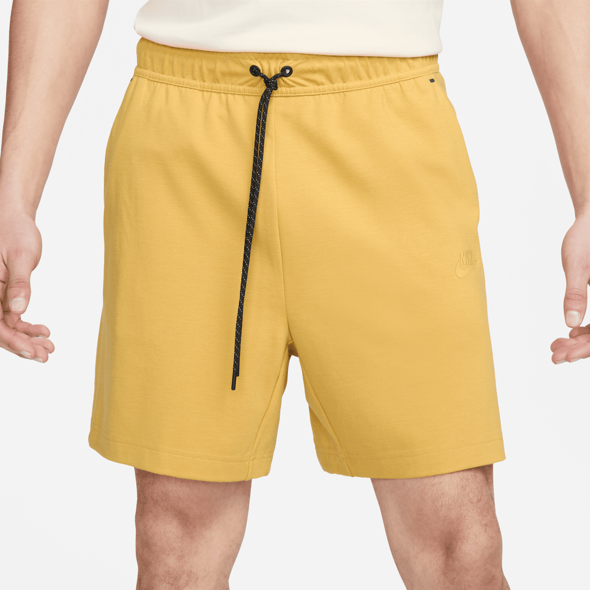 Nike Sportswear Tech Fleece Yellow Shorts Puffer Reds