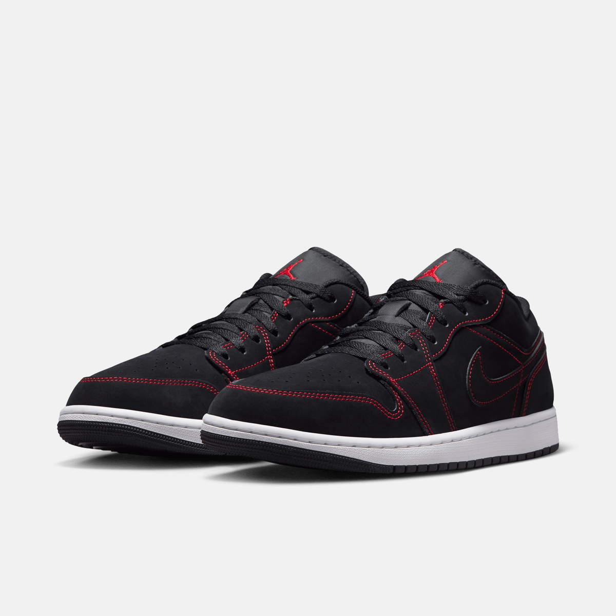 Air Jordan 1 Low Bloodline