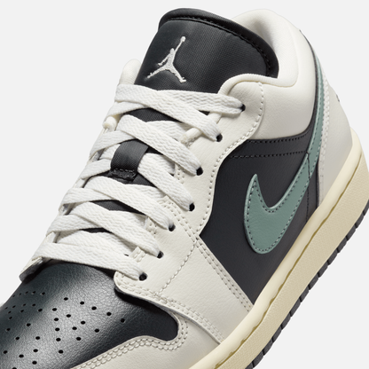 Air Jordan Women's 1 Low Jade Smoke