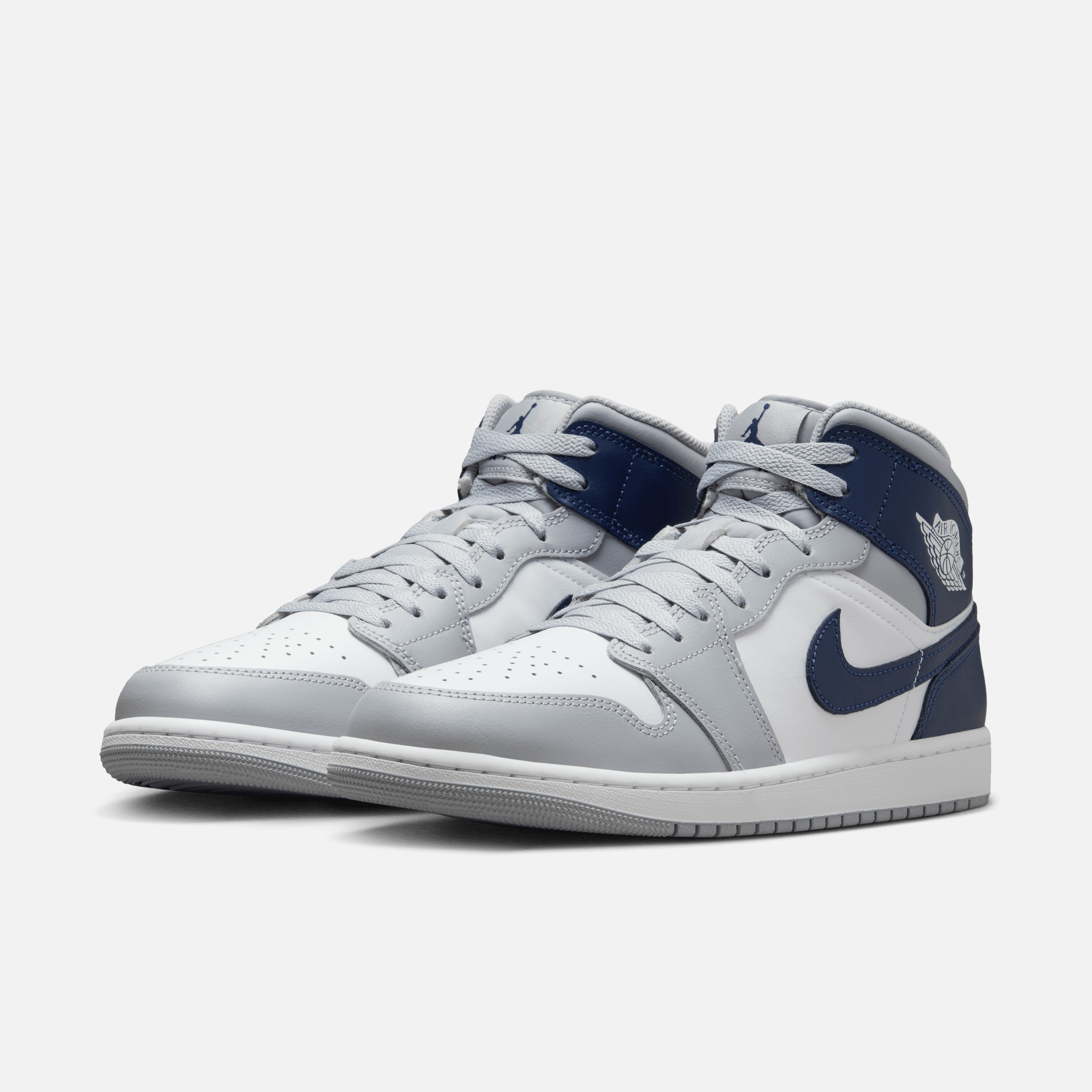 Air Jordan 1 Mid Wolf Grey Midnight Navy