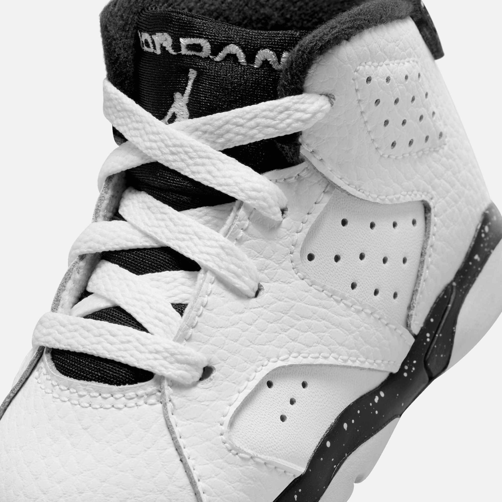Jordan 6 Retro Toddler White Black 4