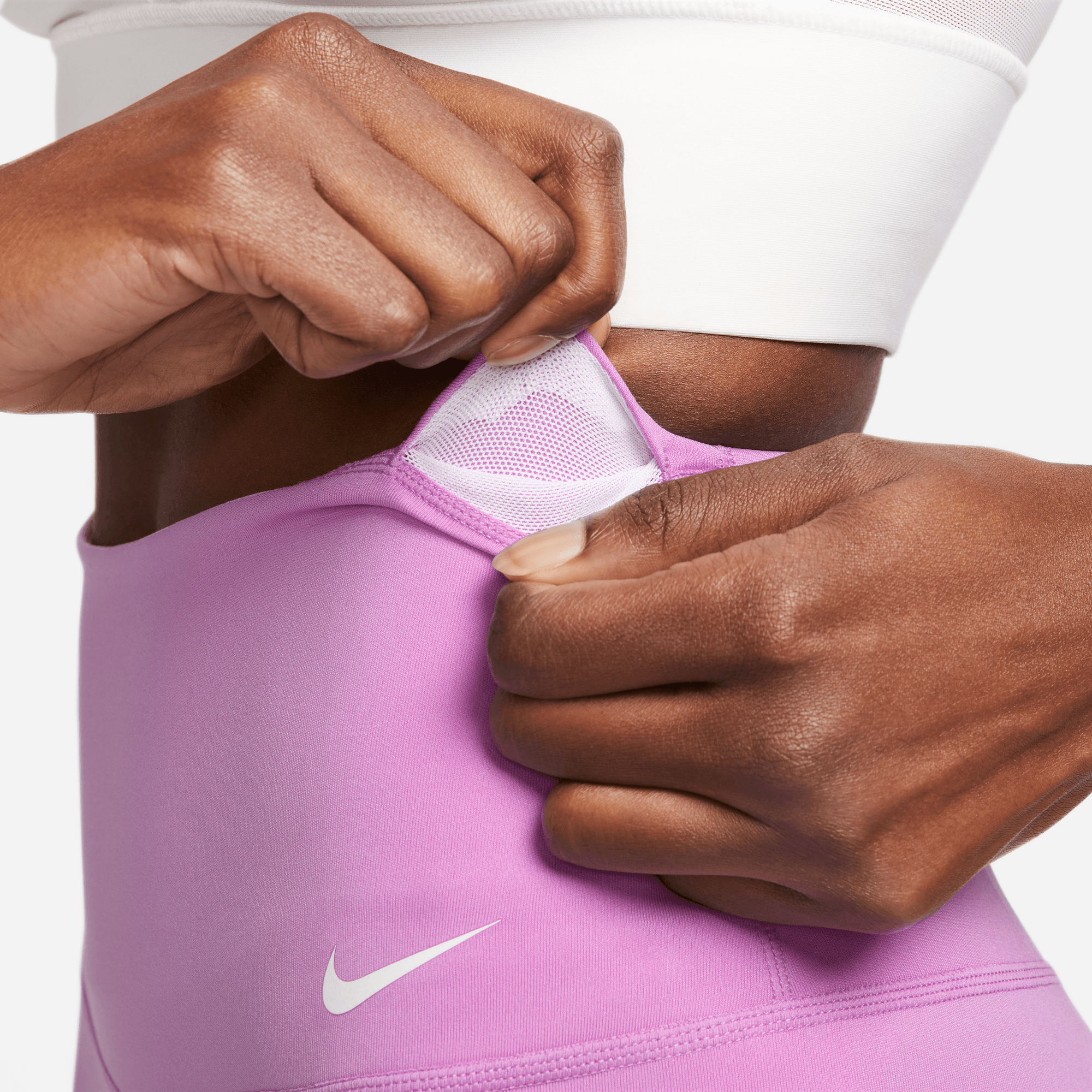 Nike Dri-FIT One Women's Purple High-Waisted 7-Inch Biker Shorts