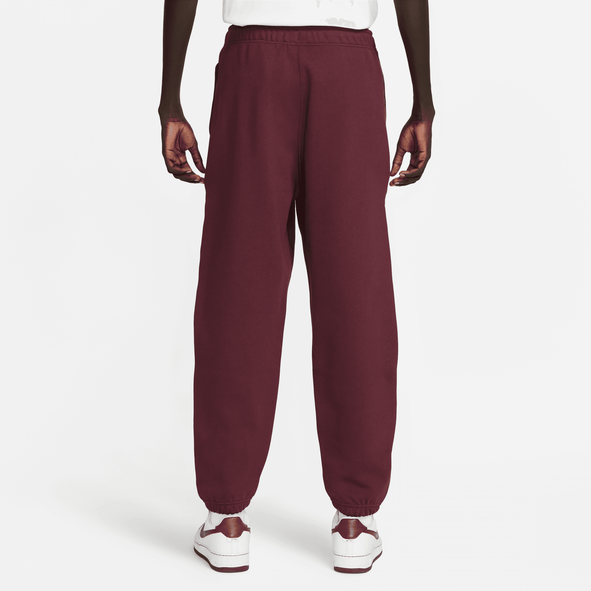 Nike Solo Swoosh Men's Burgundy Fleece Pants – Puffer Reds