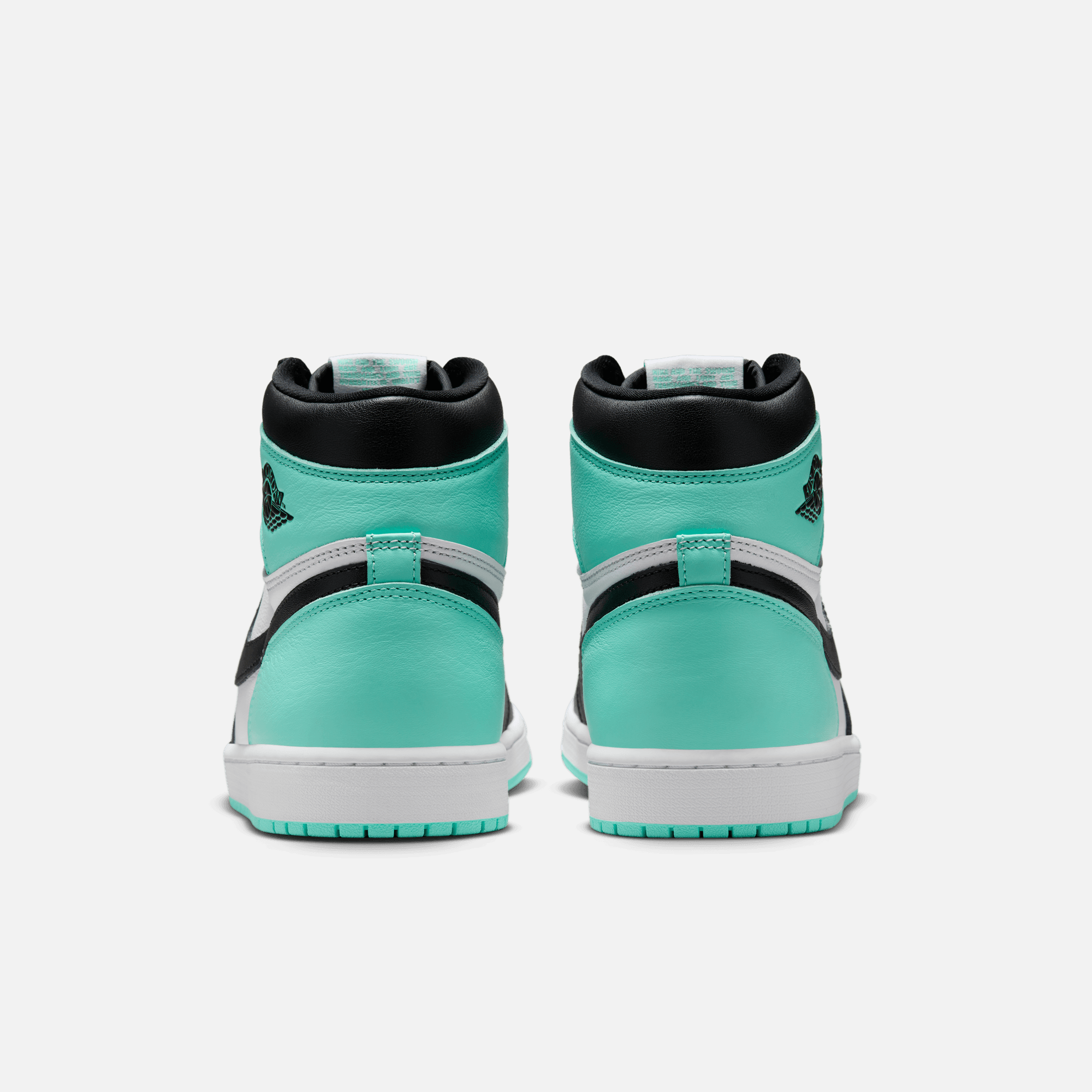 Air Jordan 1 Retro High OG WHITE BLACK GREEN Glow 10