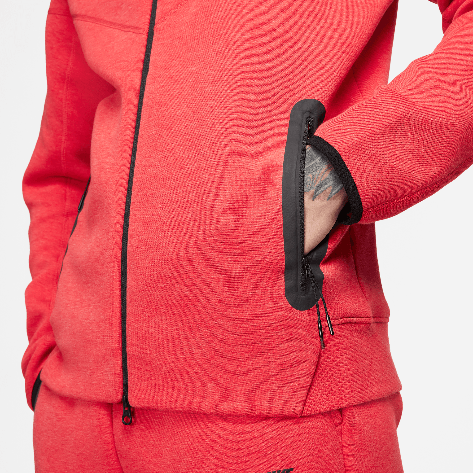 Nike Sportswear Tech Fleece Red Windrunner – Puffer Reds
