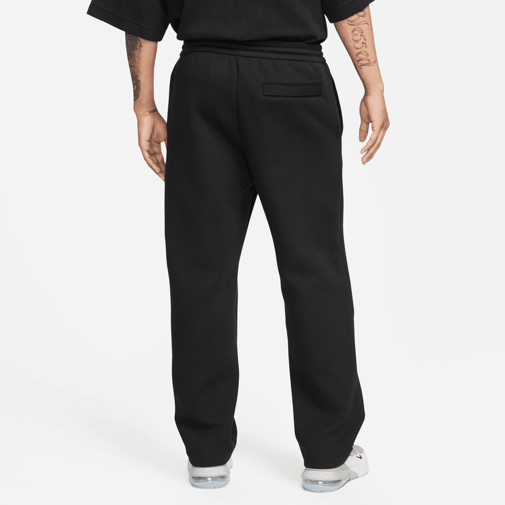 Nike Sportswear Tech Fleece Reimagined Black Loose Fit Sweatpants