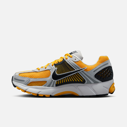 Nike Zoom Vomero 5 University Gold