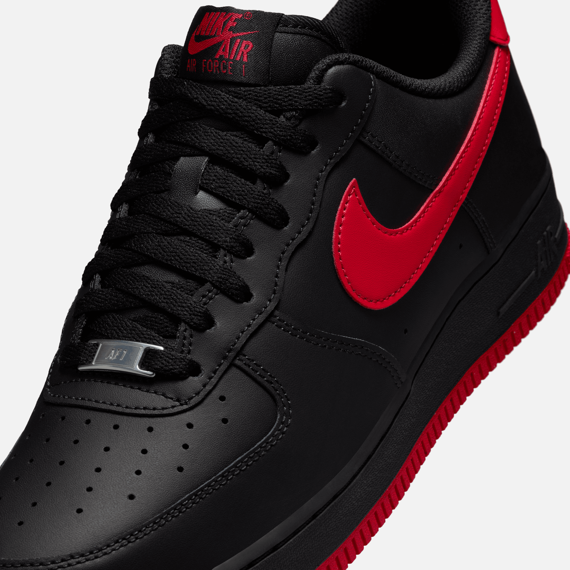 Nike Air Force 1 Low 'Bred'