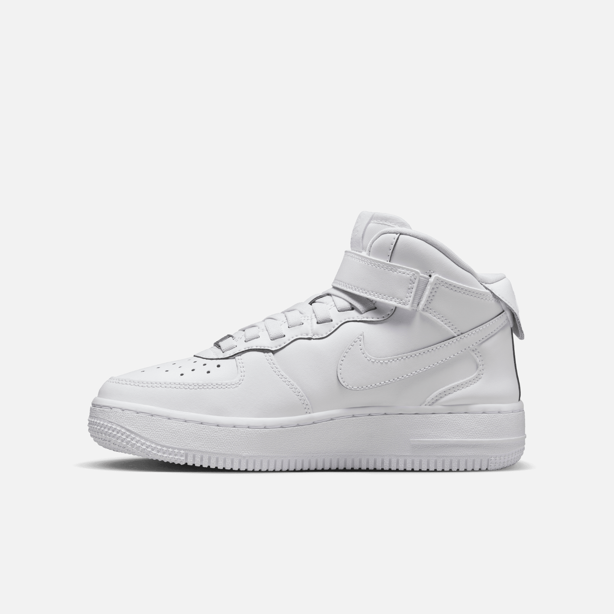 Nike Big Kids' Air Force 1 Mid EasyOn Triple White (GS)