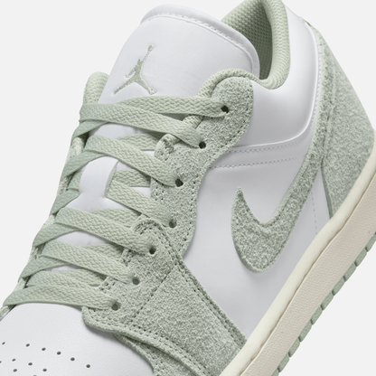 Air Jordan 1 Low SE Seafoam