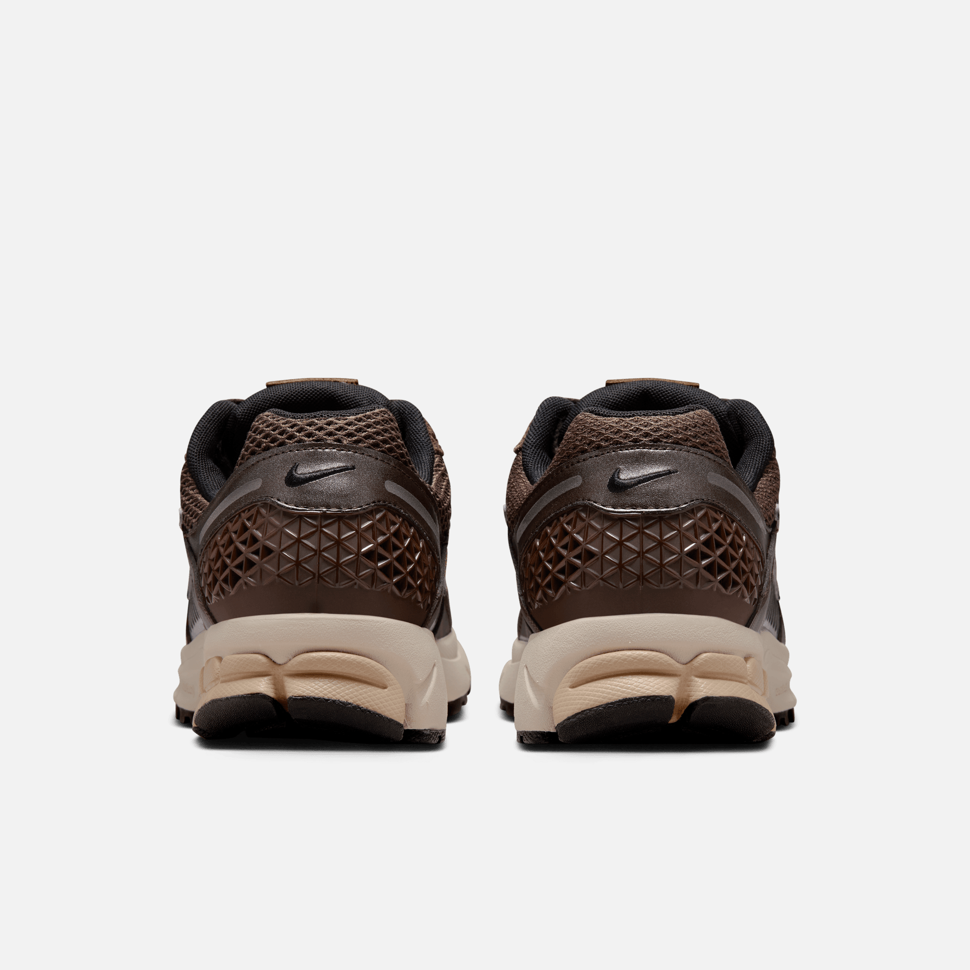 Nike Women's Zoom Vomero 5 Baroque Brown