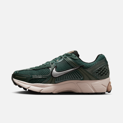 Nike Women's Zoom Vomero 5 Vintage Green