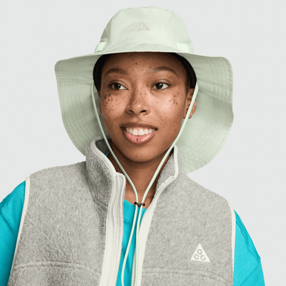 Nike ACG Vapor Green Apex Bucket Hat