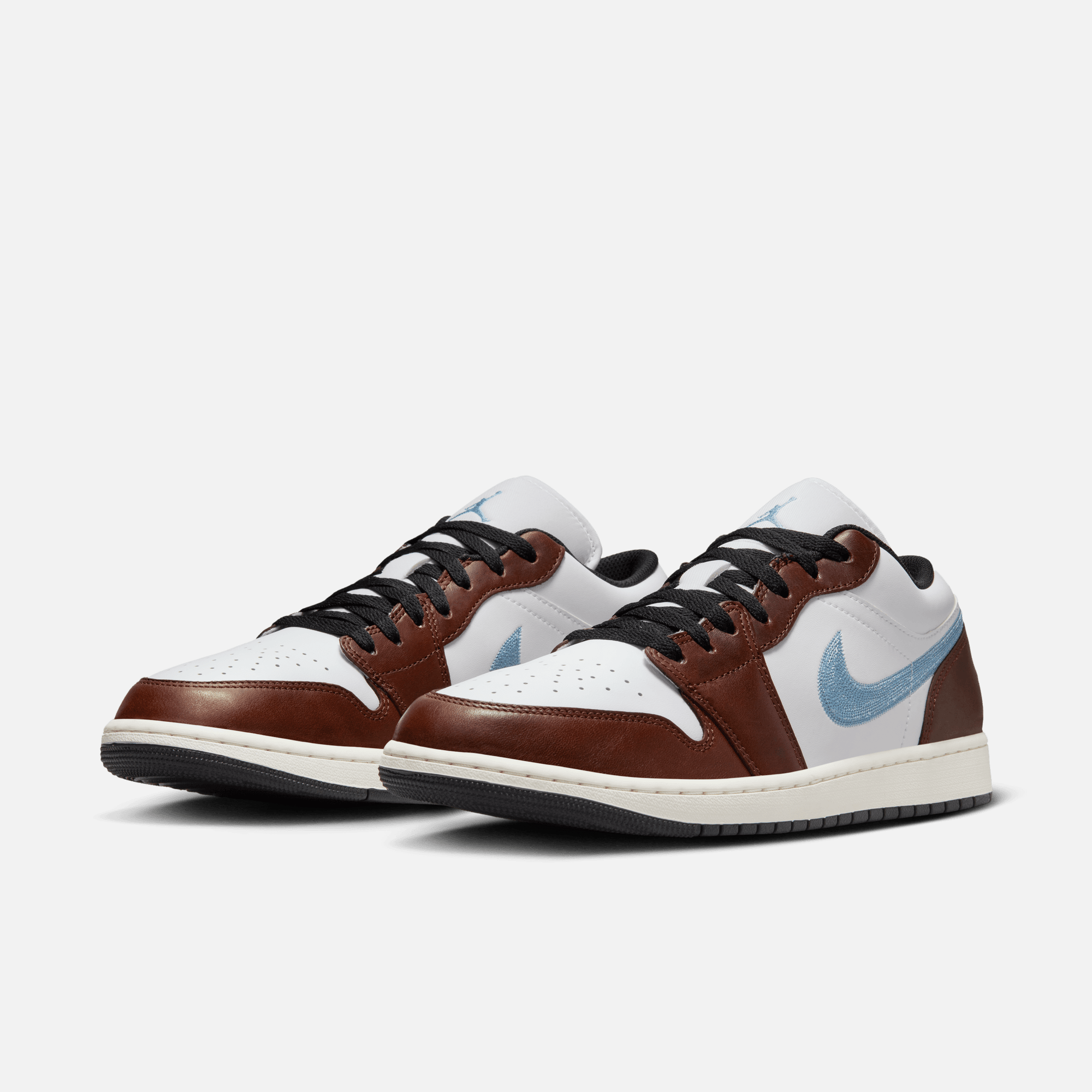 Air Jordan 1 Low SE 'Embroidered Mocha Blue' – Puffer Reds