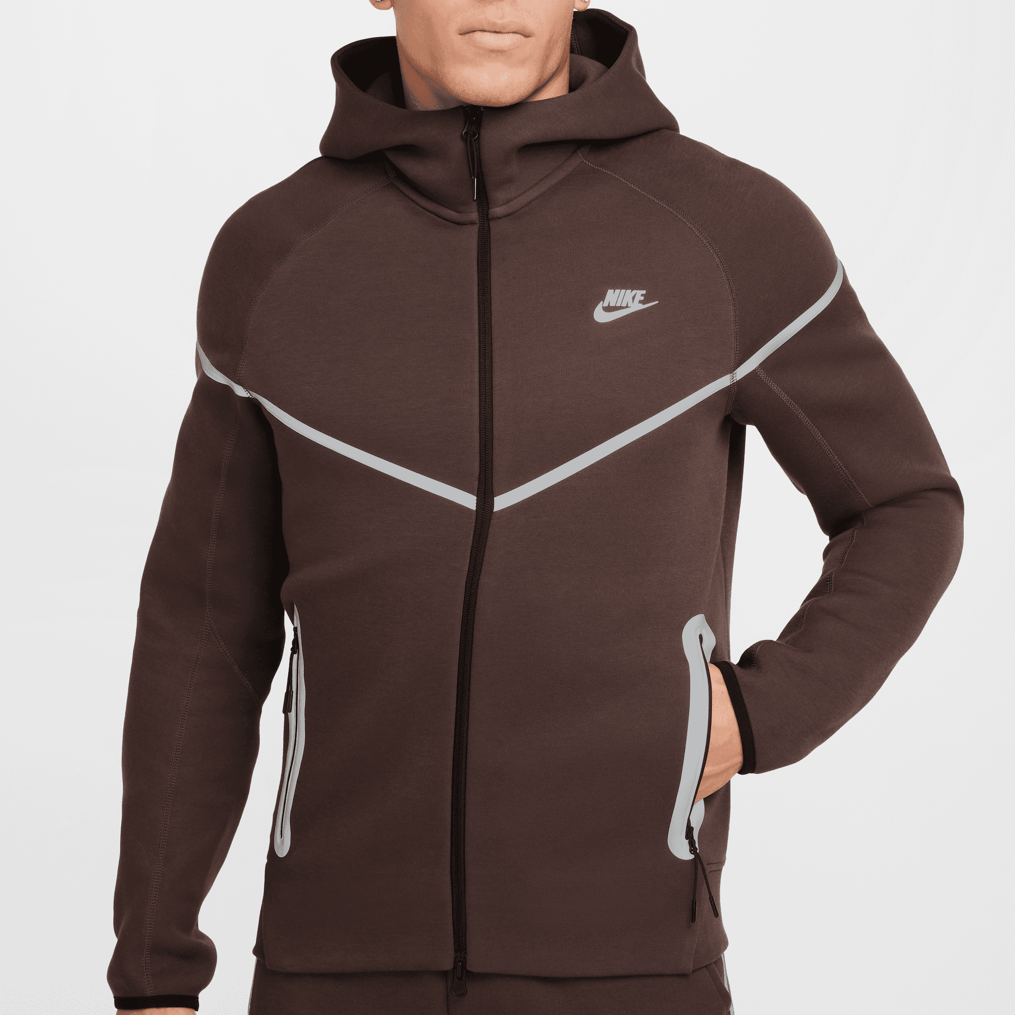 Nike windrunner brown shop