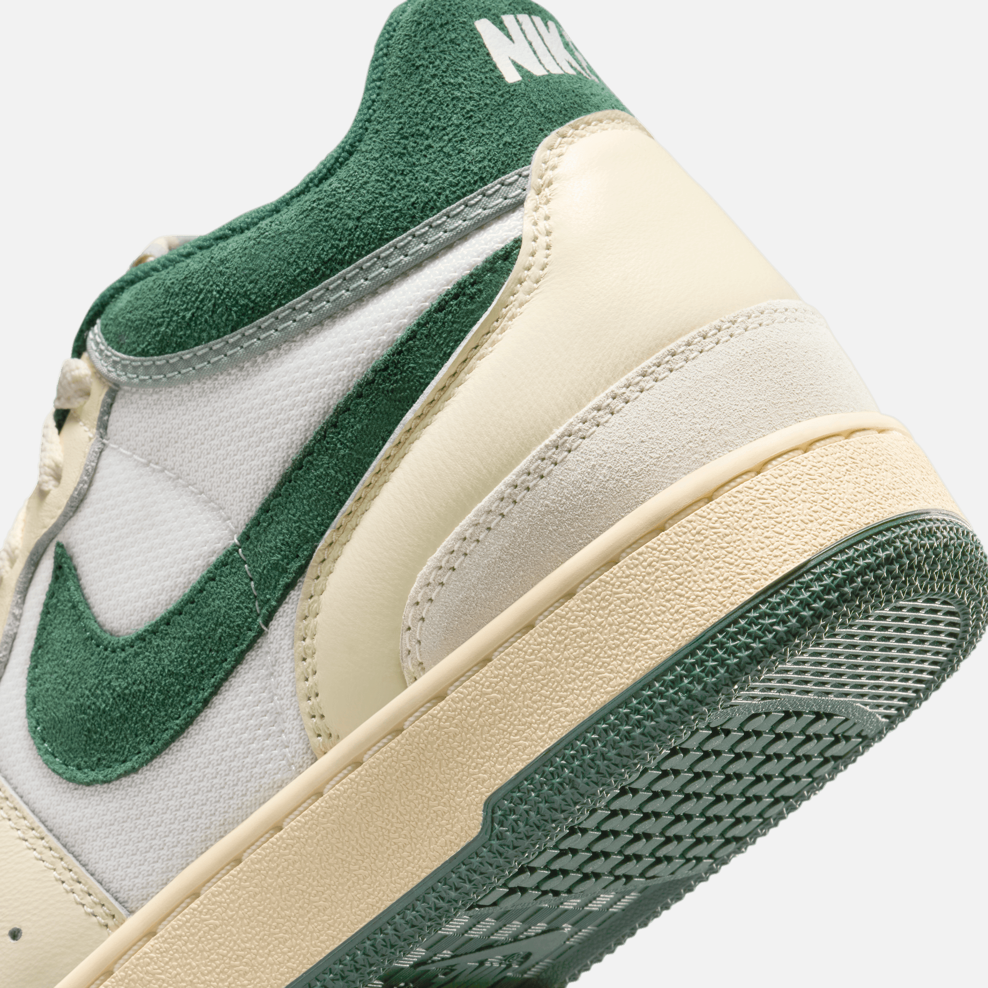 Nike Mac Attack Sail Fir Green