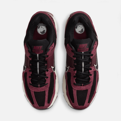 Nike Zoom Vomero 5 Dark Team Red