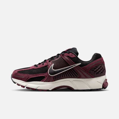 Nike Zoom Vomero 5 Dark Team Red
