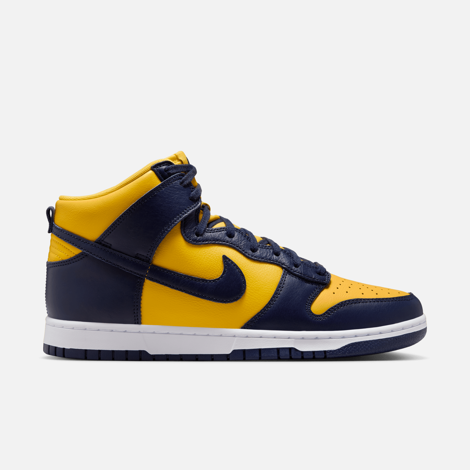 スポーツ NIKE DUNK HIGH miniature collection Nike Dunk High 'Michigan' – Puffer Reds