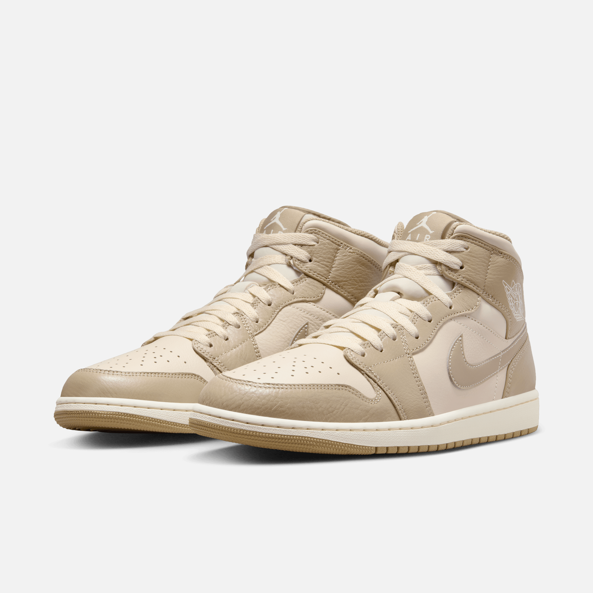 Air Jordan 1 Mid Legend Light Brown